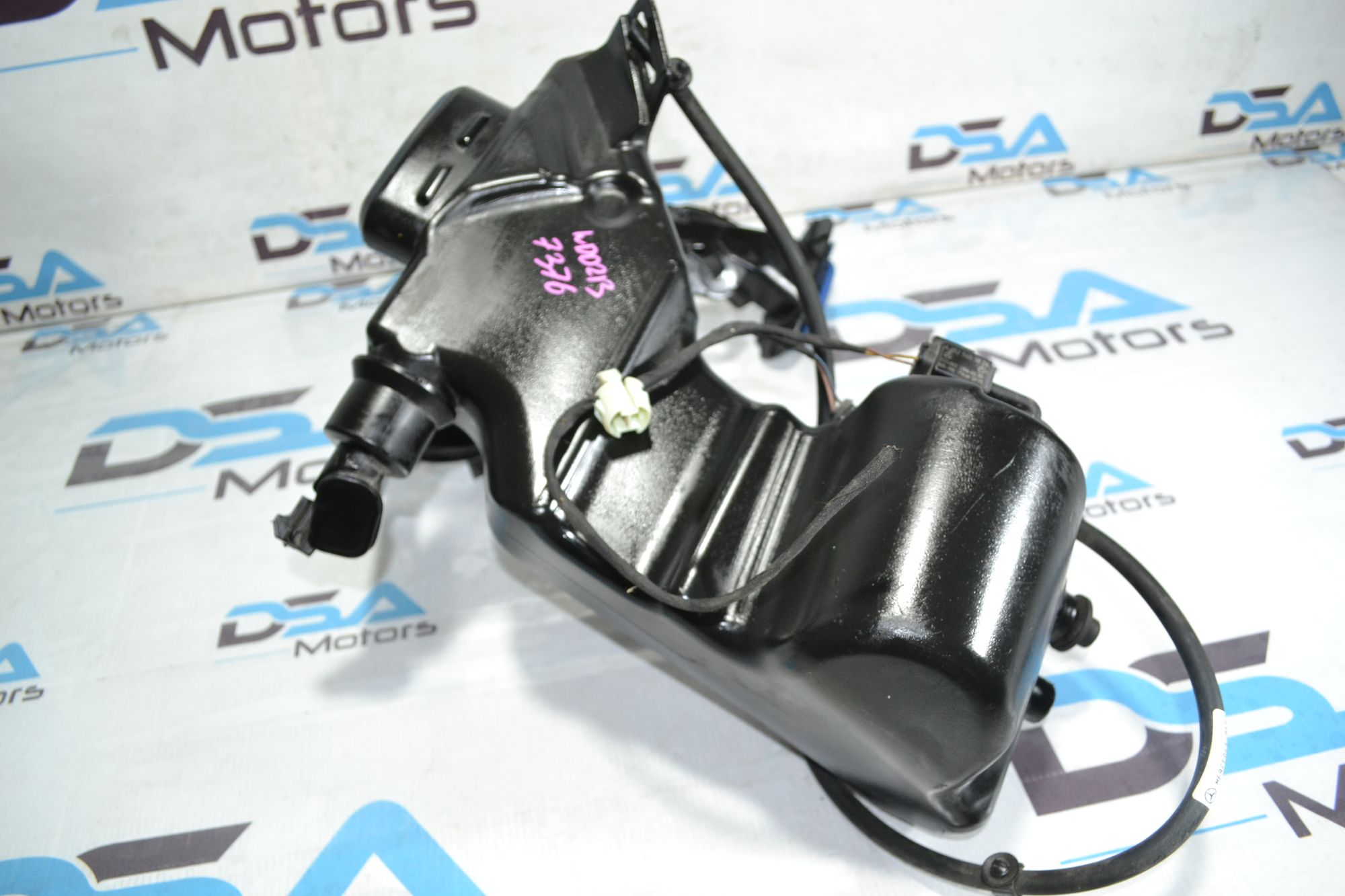 Бачок омывателя Mercedes W205/W213/X253 из Японии, 3900 рублей, Кореновск