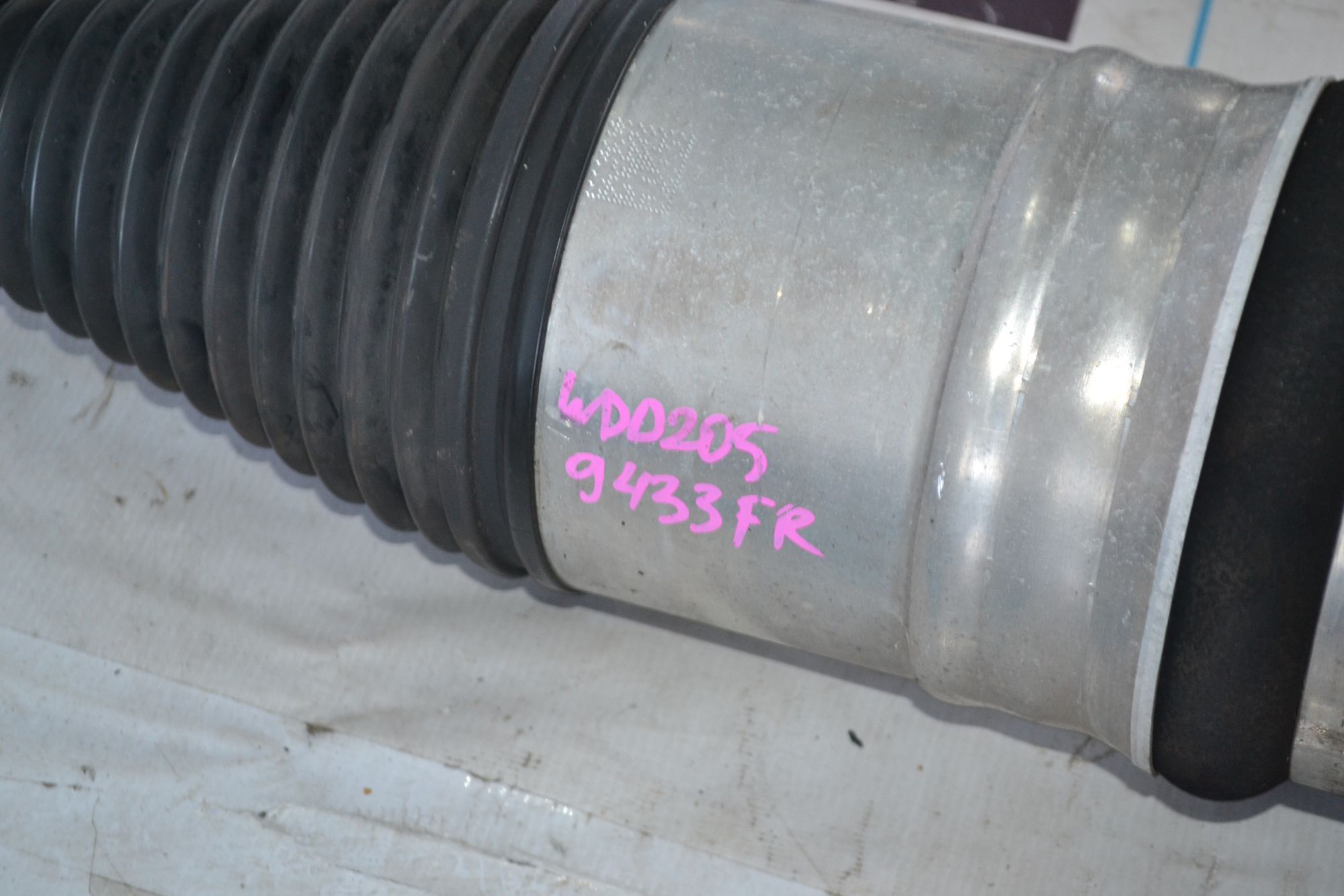 https://ycs.partsauto.market/partsauto-images/thmbs/userImages/b7628e092085f1f91467af1afb6e7630/part/199f600e-ba65-422d-8ca2-f72bdee21d5a_1785154542041.jpg