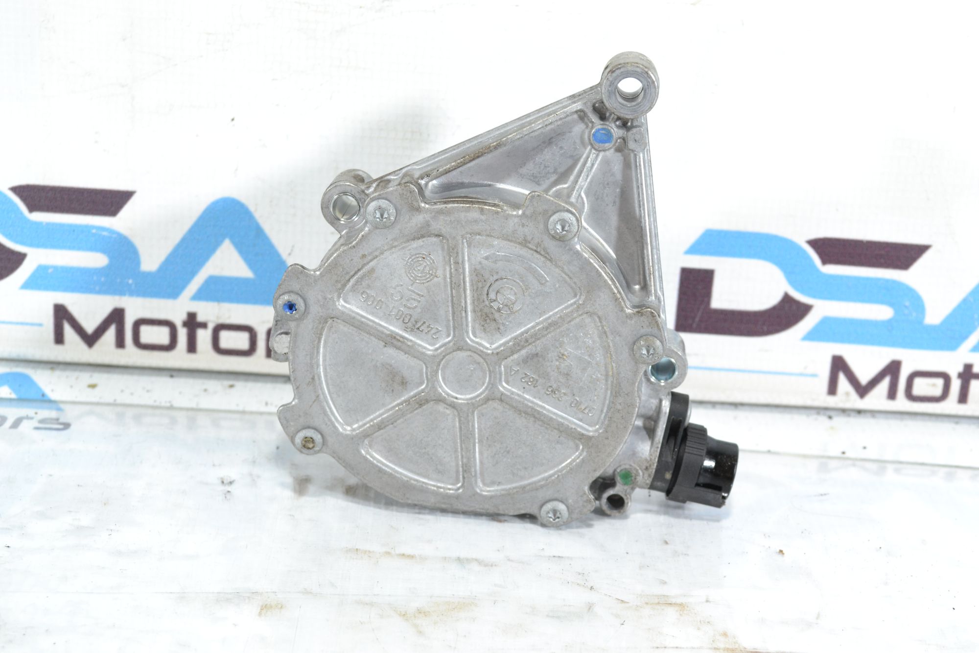 Насос вакуумный оригинал BMW F25/F15/F16/F26/F23/F30/F32/F10  из Японии, 4900 рублей, Кореновск