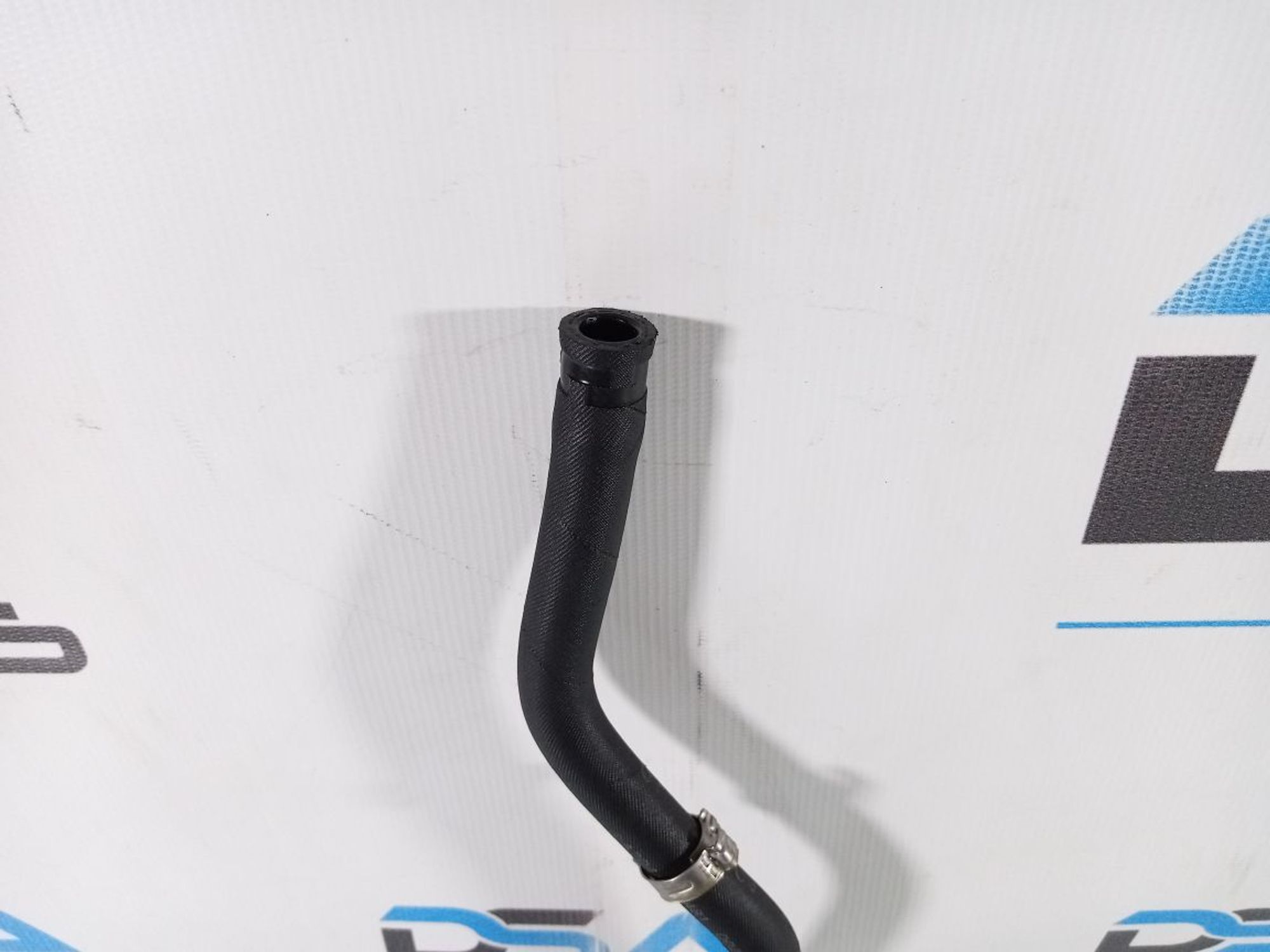 https://ycs.partsauto.market/partsauto-images/thmbs/userImages/b7628e092085f1f91467af1afb6e7630/part/1a7365b0-4f1f-40fd-aa37-8bd563e6216d_1721638735844.jpg