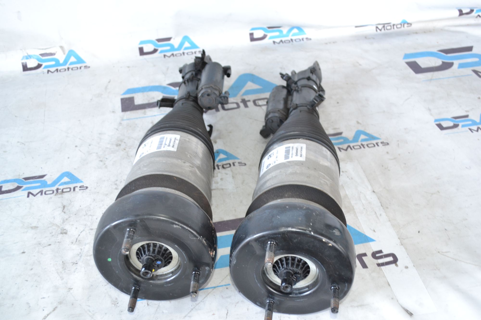 https://ycs.partsauto.market/partsauto-images/thmbs/userImages/b7628e092085f1f91467af1afb6e7630/part/1a825a39-c6a5-4be6-8c37-1e6b6198b18f_1785154541240.jpg