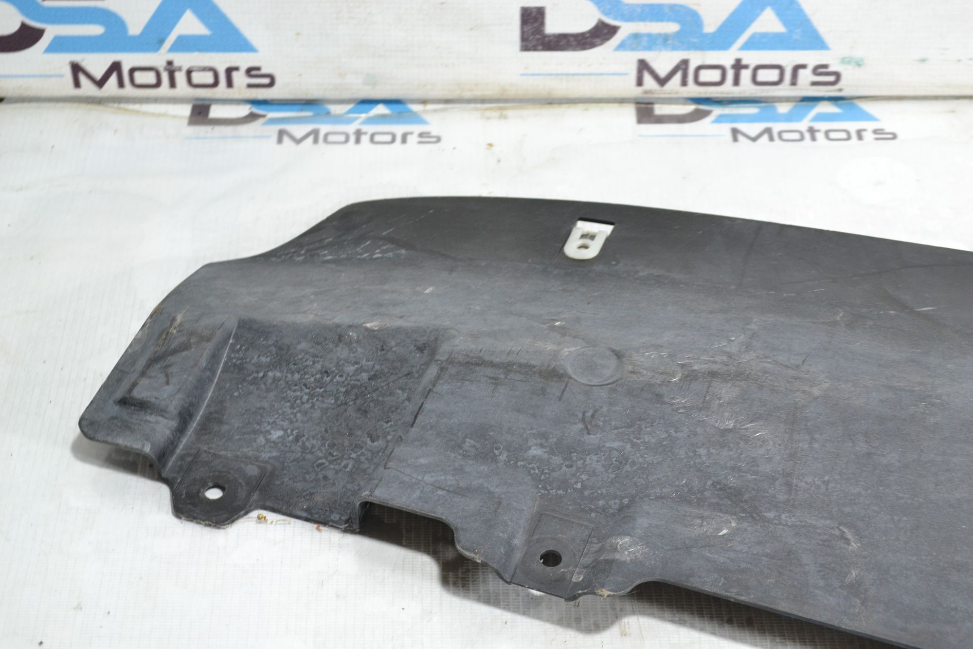 https://ycs.partsauto.market/partsauto-images/thmbs/userImages/b7628e092085f1f91467af1afb6e7630/part/1abfb0ab-fbb1-43df-b59e-7375e7fbf74a_1781698257678.jpg