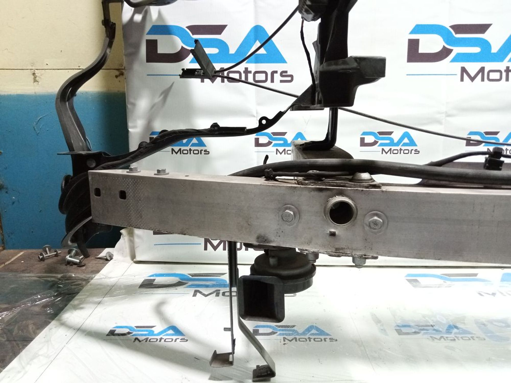 https://ycs.partsauto.market/partsauto-images/thmbs/userImages/b7628e092085f1f91467af1afb6e7630/part/1aec6b58-fcc2-4848-8bdf-33f412b53aa1_1749494526305.jpg