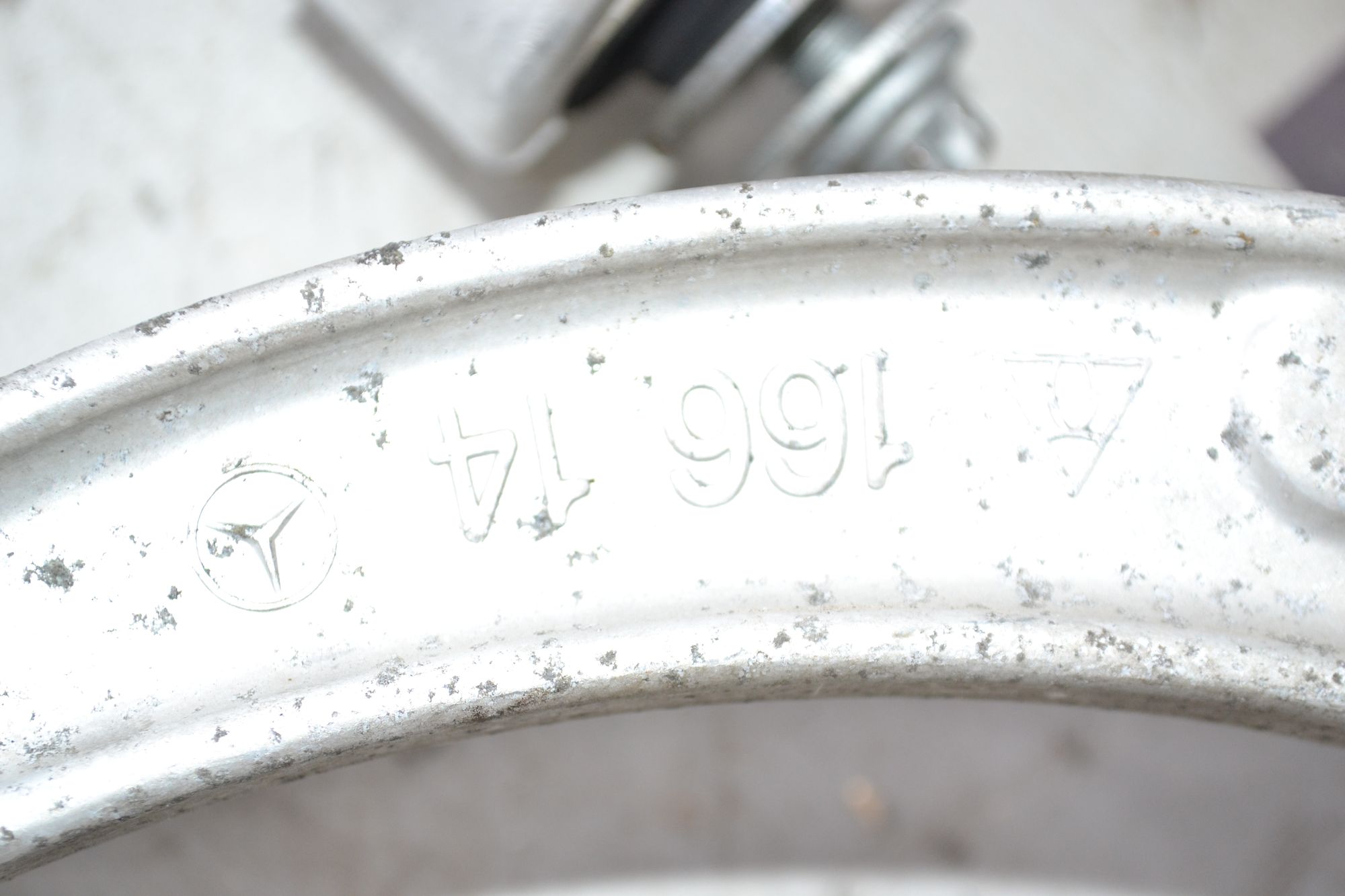 https://ycs.partsauto.market/partsauto-images/thmbs/userImages/b7628e092085f1f91467af1afb6e7630/part/1b197149-249e-4024-b7eb-8714785875ac_1785421803262.jpg