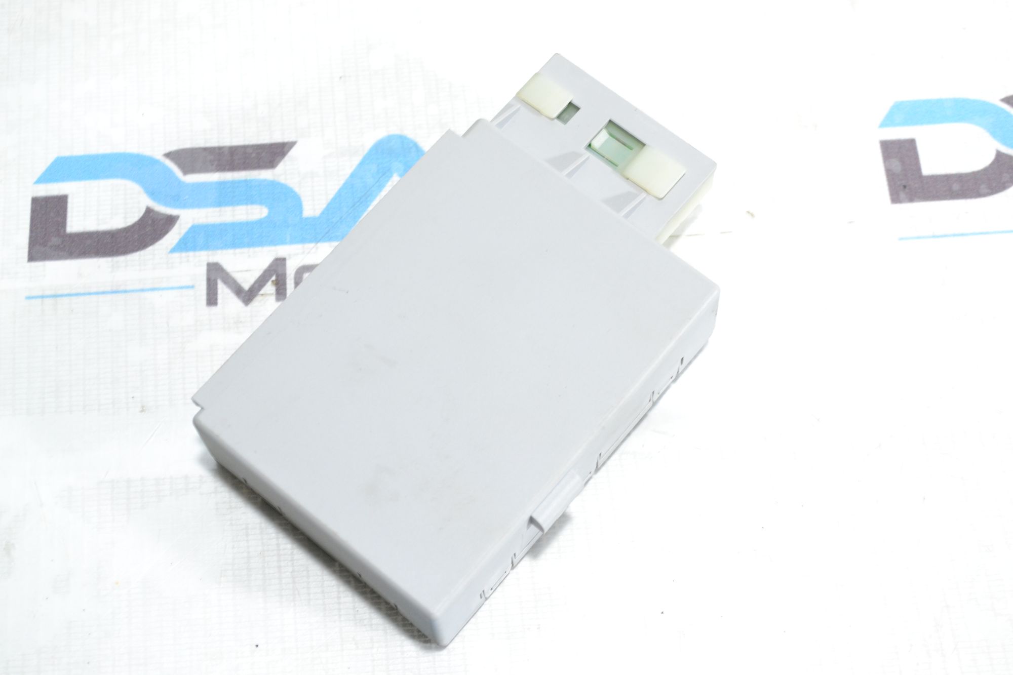 https://ycs.partsauto.market/partsauto-images/thmbs/userImages/b7628e092085f1f91467af1afb6e7630/part/1b20f71a-667a-417b-a12d-c2048290c4cb_1779974264966.jpg