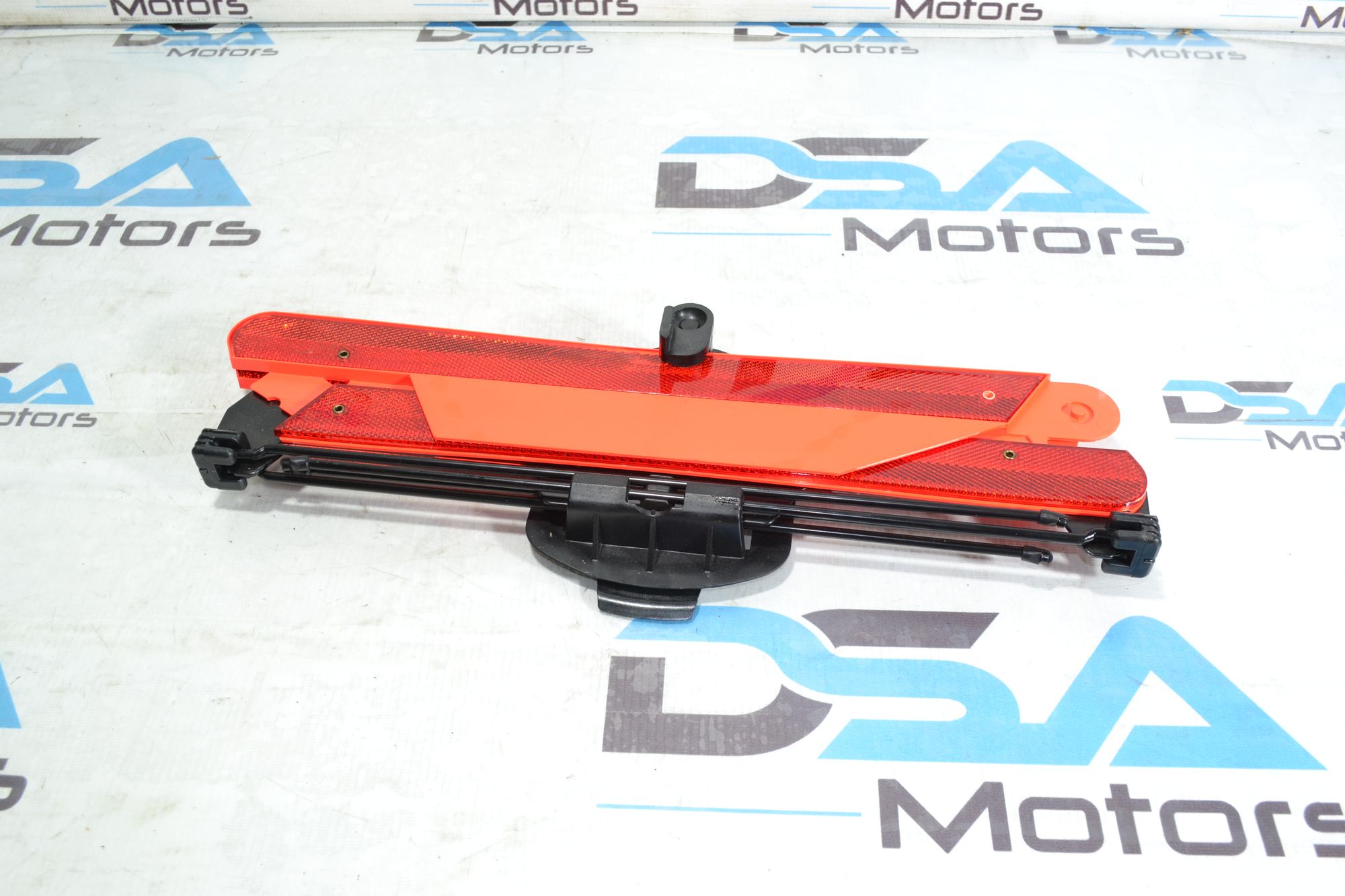 https://ycs.partsauto.market/partsauto-images/thmbs/userImages/b7628e092085f1f91467af1afb6e7630/part/1b266b86-fceb-48fd-a984-8b4217b11cf4_1780396360847.jpg