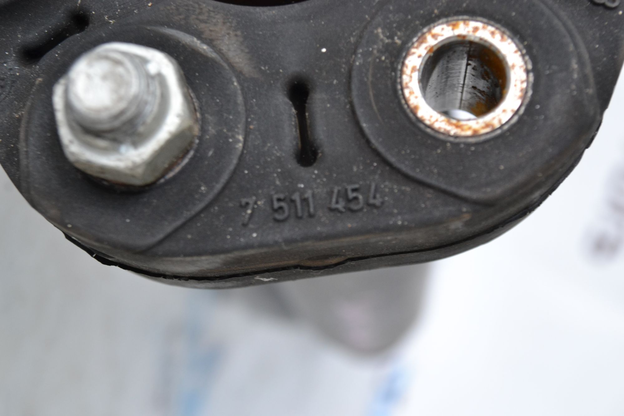 https://ycs.partsauto.market/partsauto-images/thmbs/userImages/b7628e092085f1f91467af1afb6e7630/part/1bb265d1-2f92-4baa-8491-185428bbc5db_1781524248945.jpg