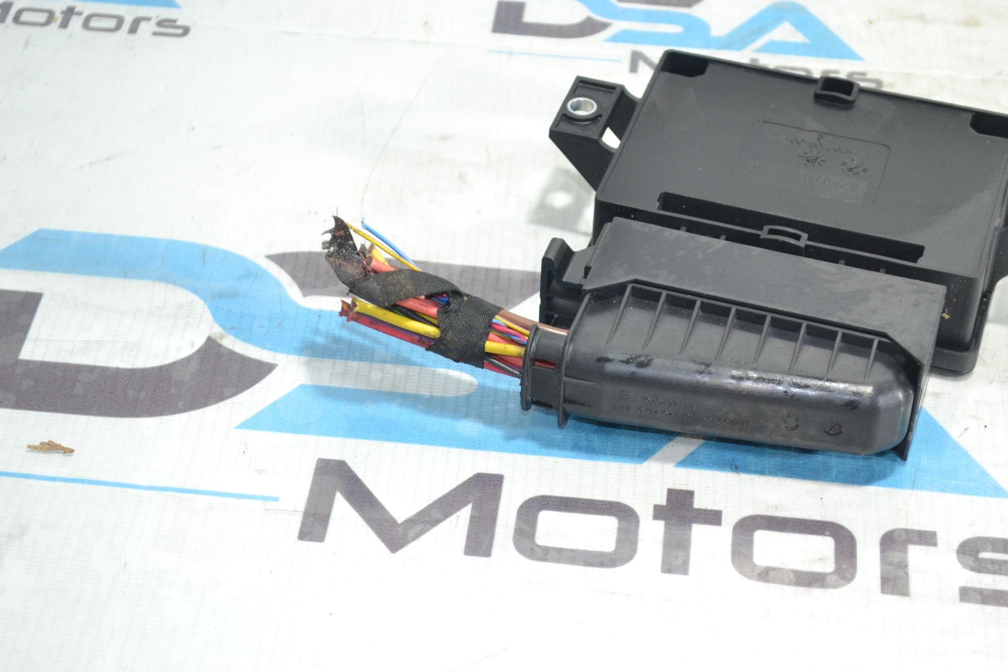 https://ycs.partsauto.market/partsauto-images/thmbs/userImages/b7628e092085f1f91467af1afb6e7630/part/1bb7b7c8-67d2-4044-b431-8ac2e7c48608_1781095427631.jpg