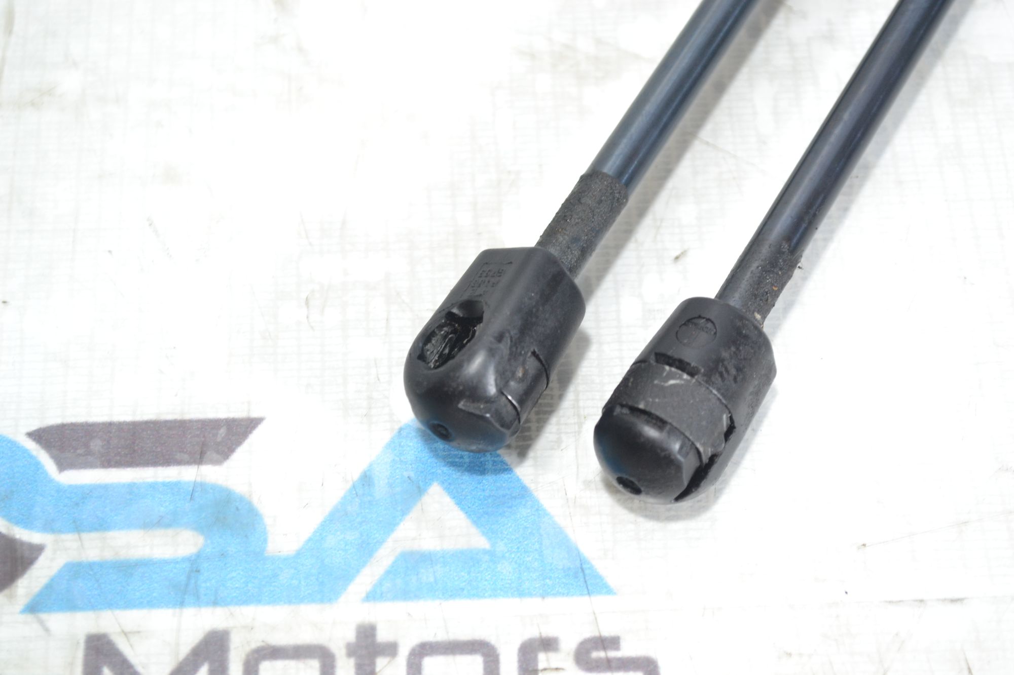 https://ycs.partsauto.market/partsauto-images/thmbs/userImages/b7628e092085f1f91467af1afb6e7630/part/1c084cba-f87f-4b37-96d4-ec3fd203c44c_1781161172376.jpg