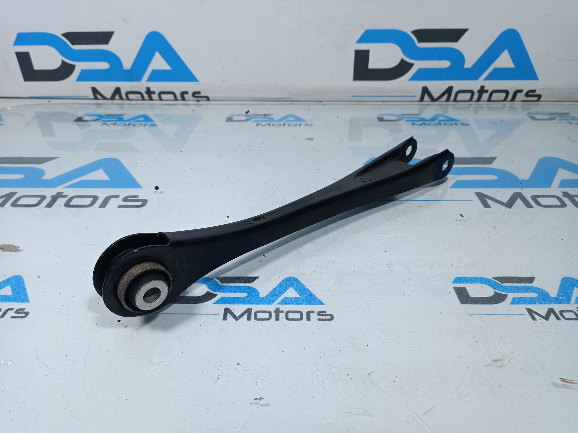 https://ycs.partsauto.market/partsauto-images/thmbs/userImages/b7628e092085f1f91467af1afb6e7630/part/1c18356b-cb21-48d7-81f1-3d57ea1b6e3e_1704298050836.jpg