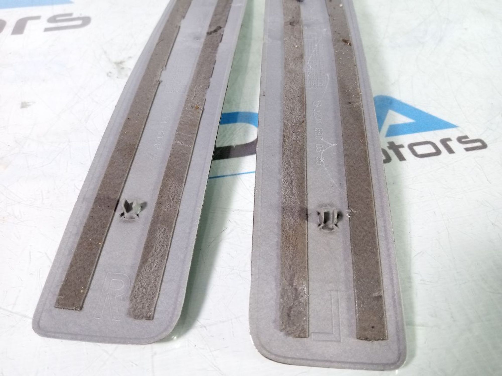 https://ycs.partsauto.market/partsauto-images/thmbs/userImages/b7628e092085f1f91467af1afb6e7630/part/1cb2b4fc-df71-49d0-ad04-d05f0dc2f56e_1735287941060.jpg