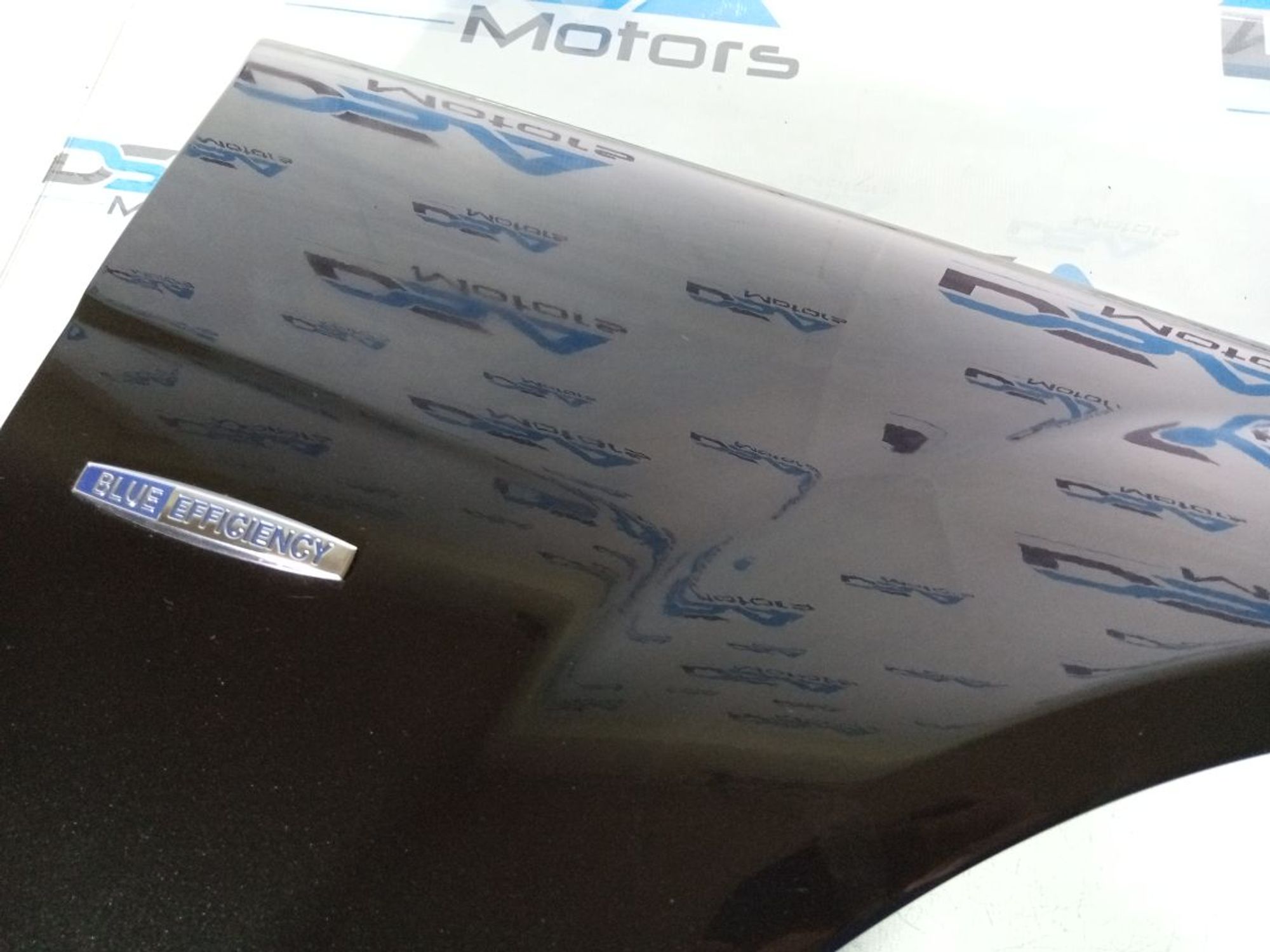 https://ycs.partsauto.market/partsauto-images/thmbs/userImages/b7628e092085f1f91467af1afb6e7630/part/1cc859ff-4b80-478e-8c56-d951831c1f44_1745843439939.jpg