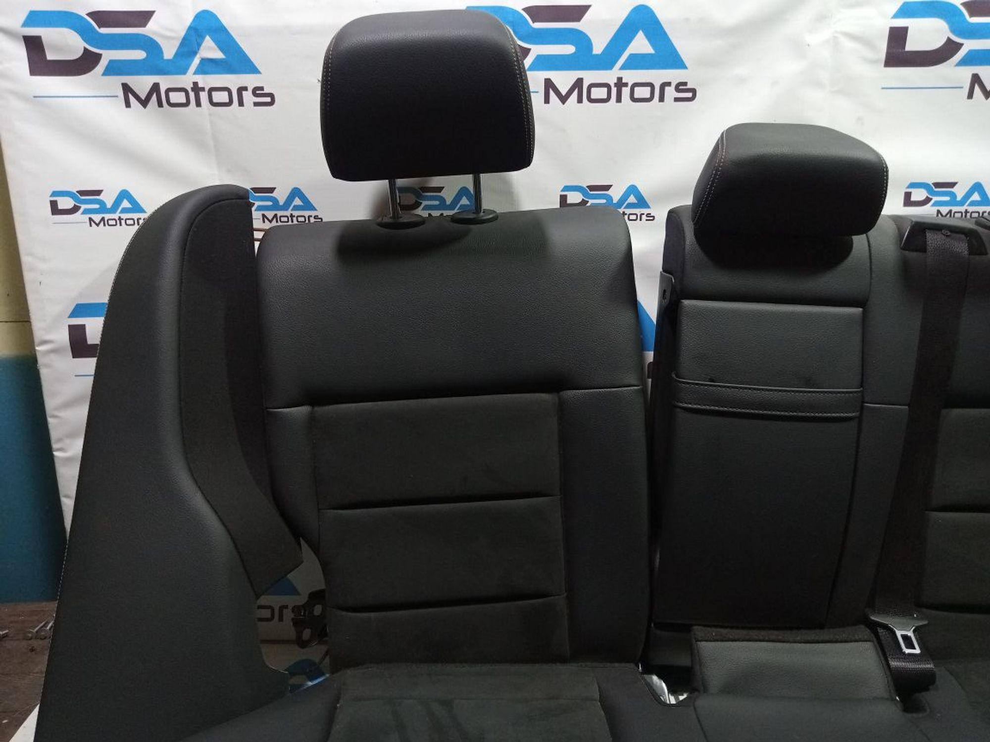 https://ycs.partsauto.market/partsauto-images/thmbs/userImages/b7628e092085f1f91467af1afb6e7630/part/1cce1db5-6c0e-437b-aca0-5cab8e8b8596_1749037448570.jpg