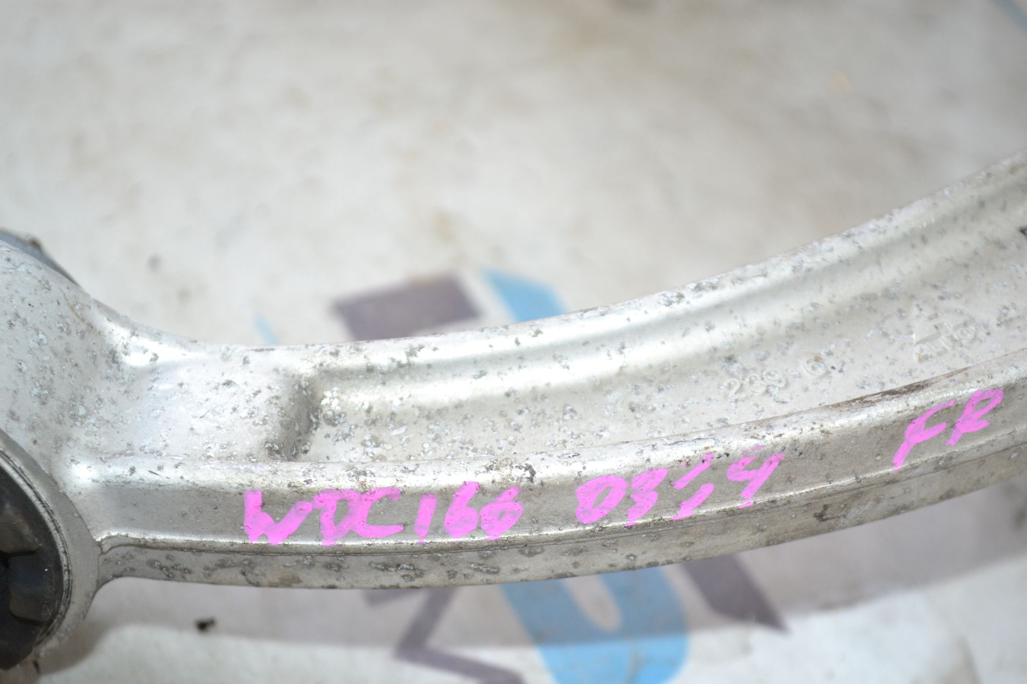 https://ycs.partsauto.market/partsauto-images/thmbs/userImages/b7628e092085f1f91467af1afb6e7630/part/1d1ca53e-efa5-4e9a-9a8a-c8317f7ac71f_1785421803389.jpg