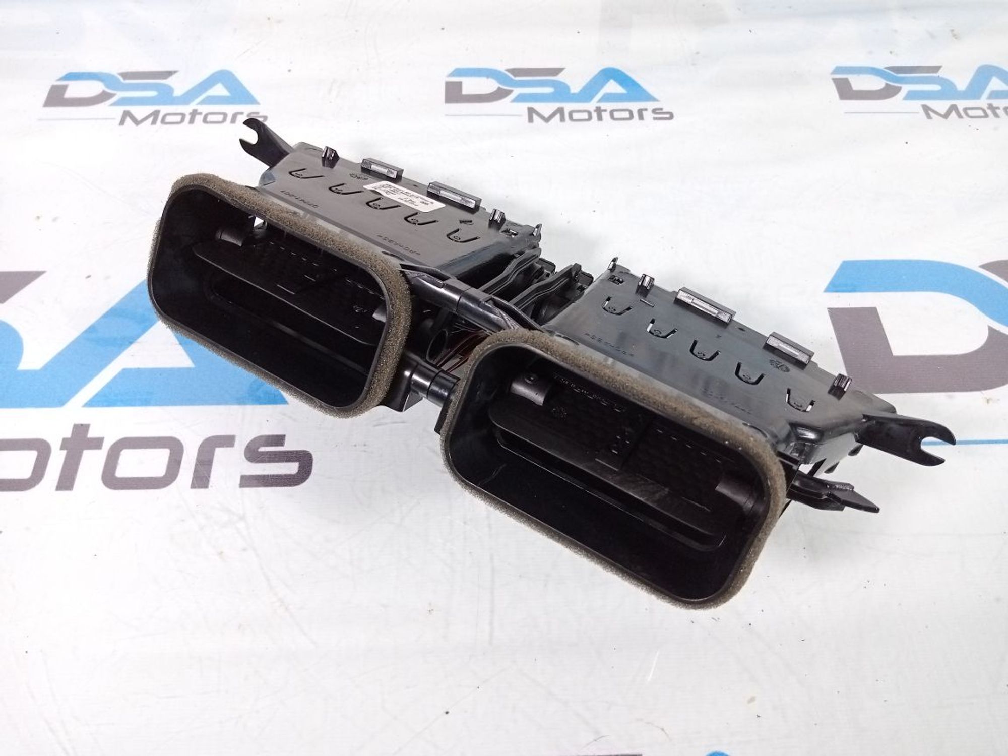 https://ycs.partsauto.market/partsauto-images/thmbs/userImages/b7628e092085f1f91467af1afb6e7630/part/1d812be9-d27e-4f21-b110-b843ba36555d_1726507444221.jpg