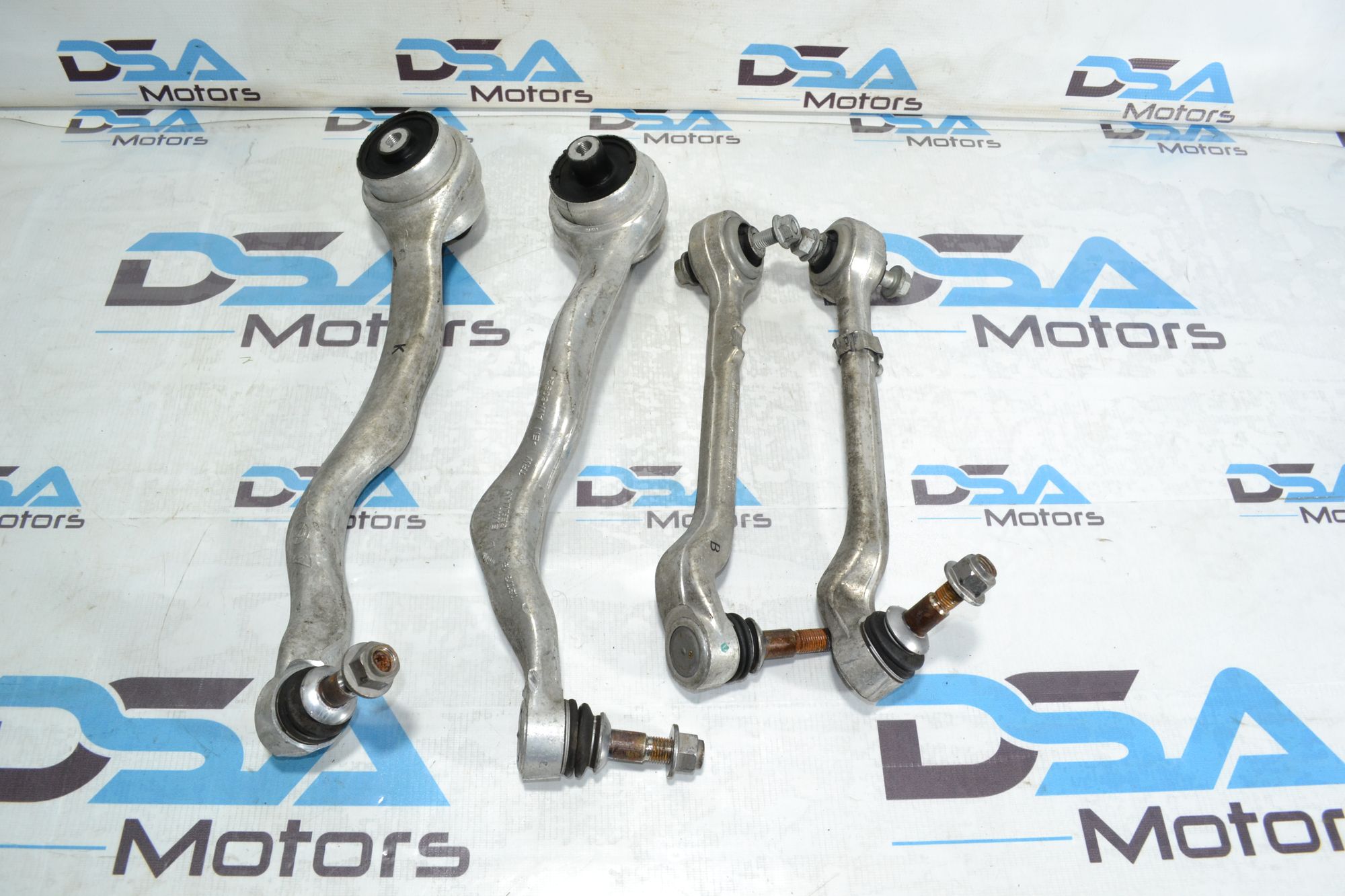 https://ycs.partsauto.market/partsauto-images/thmbs/userImages/b7628e092085f1f91467af1afb6e7630/part/1da0bcb1-2b32-4e76-a11d-4579c19e2025_1779286077394.jpg