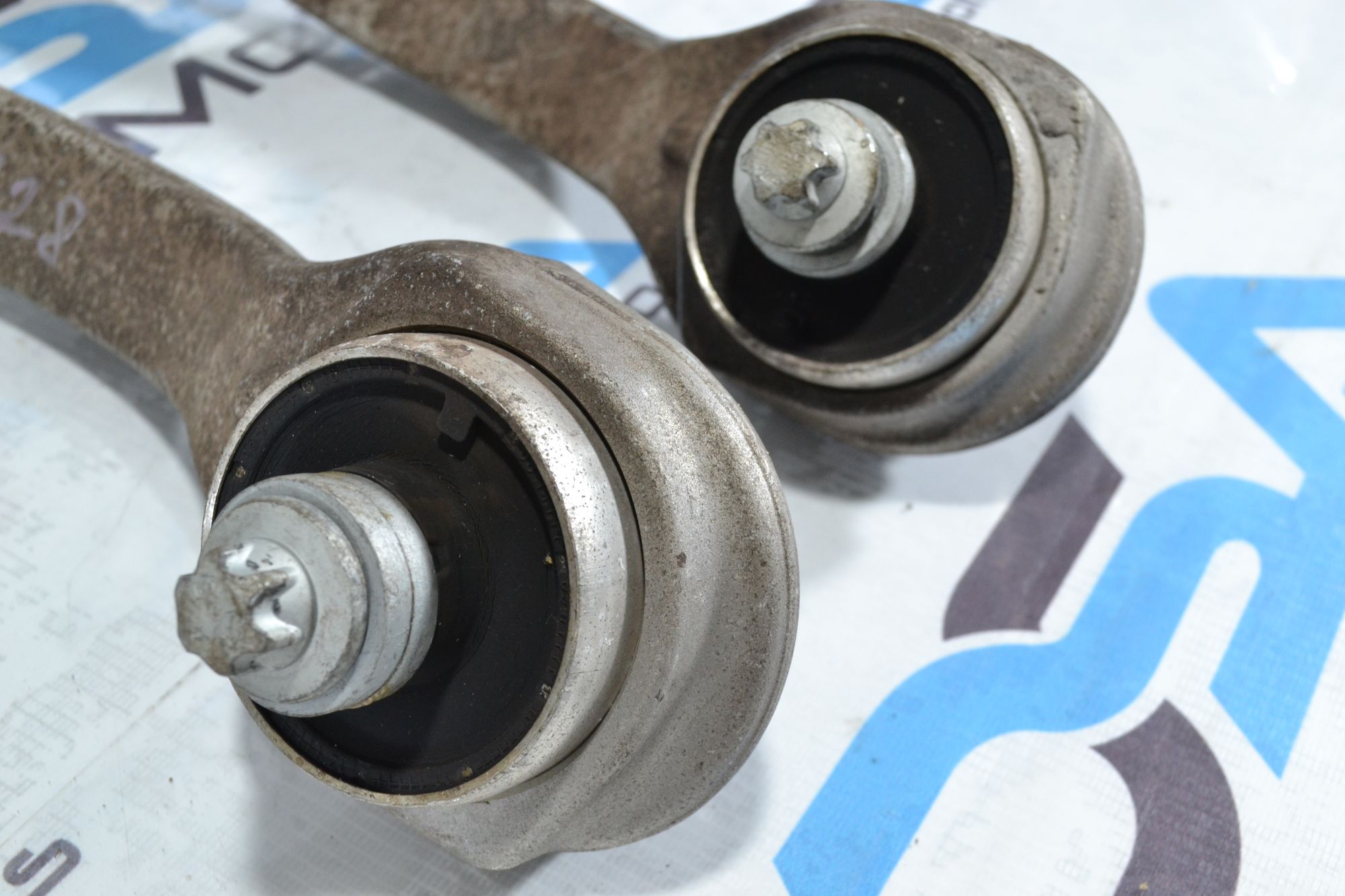 https://ycs.partsauto.market/partsauto-images/thmbs/userImages/b7628e092085f1f91467af1afb6e7630/part/1daa5b1b-aa27-4fc0-9b17-d9fb776da52e_1779087801938.jpg