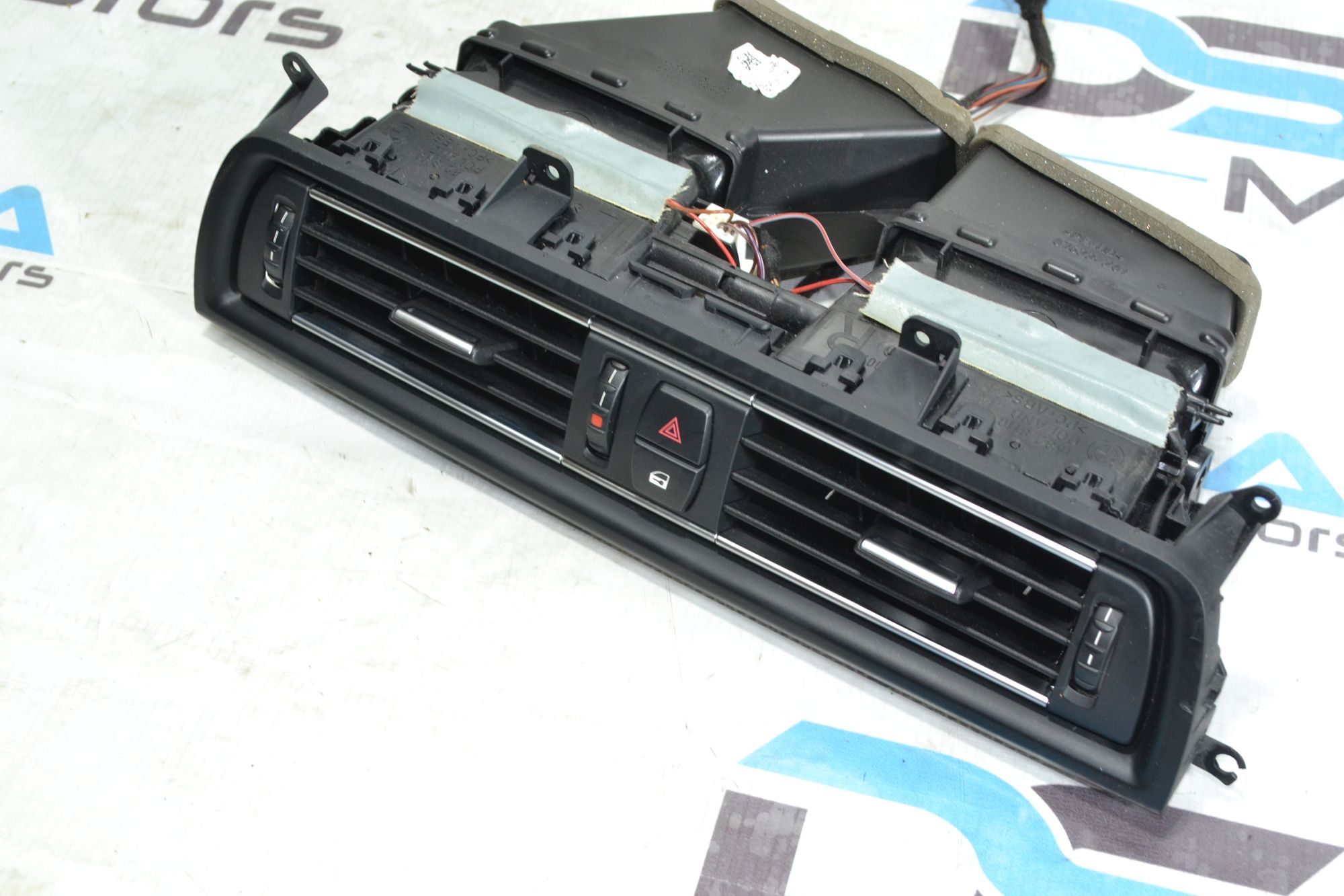 https://ycs.partsauto.market/partsauto-images/thmbs/userImages/b7628e092085f1f91467af1afb6e7630/part/1dbe8339-ec51-444e-a90d-55aa4d9e043c_1780983508978.jpg
