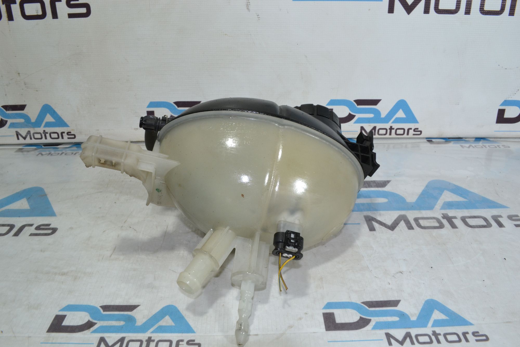 https://ycs.partsauto.market/partsauto-images/thmbs/userImages/b7628e092085f1f91467af1afb6e7630/part/1df6edd9-efa4-4a06-b6b7-7870b863a2d0_1779797348946.jpg