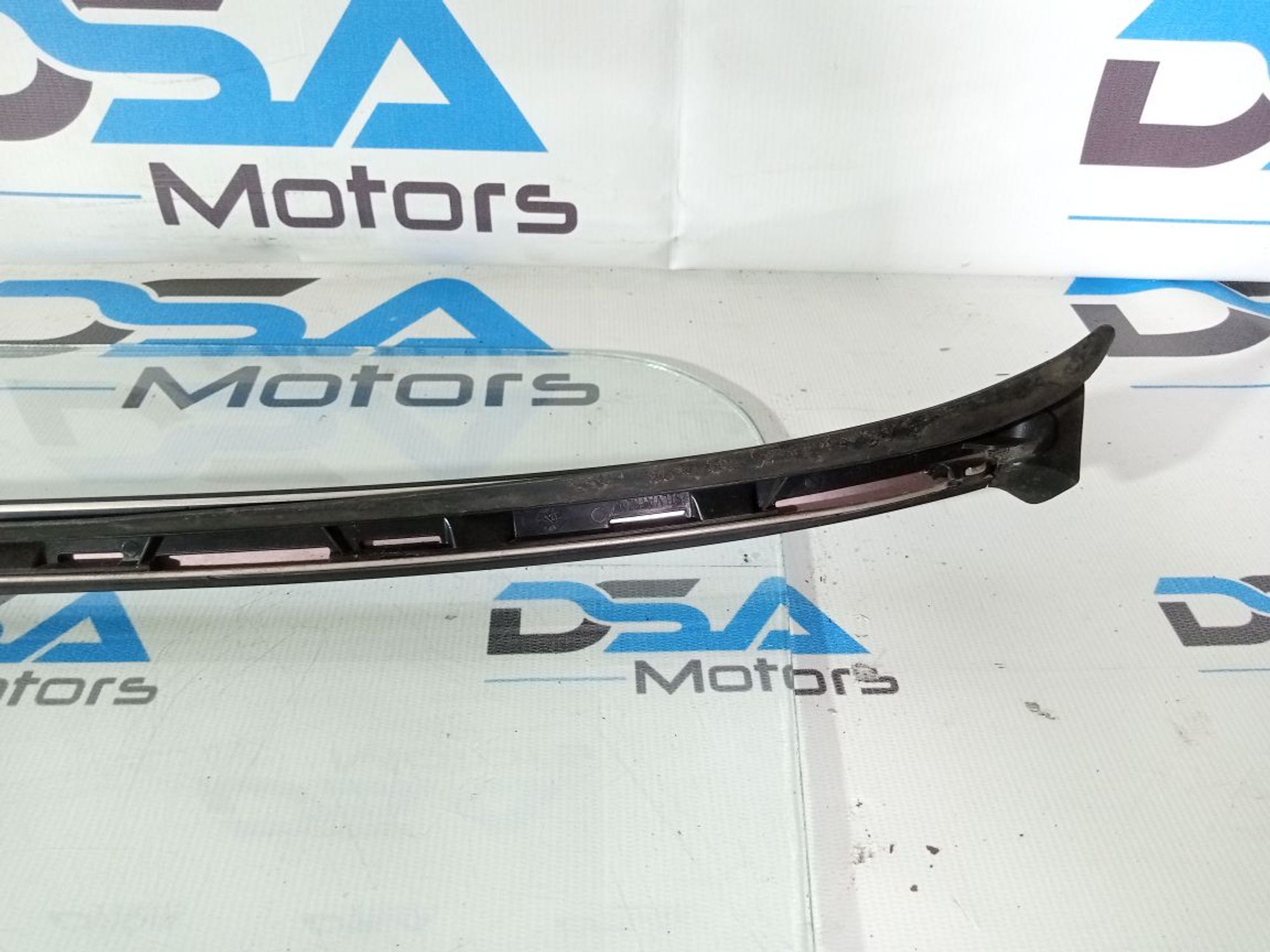 https://ycs.partsauto.market/partsauto-images/thmbs/userImages/b7628e092085f1f91467af1afb6e7630/part/1e26516b-a070-47c3-999f-287902717b7f_1747216951299.jpg