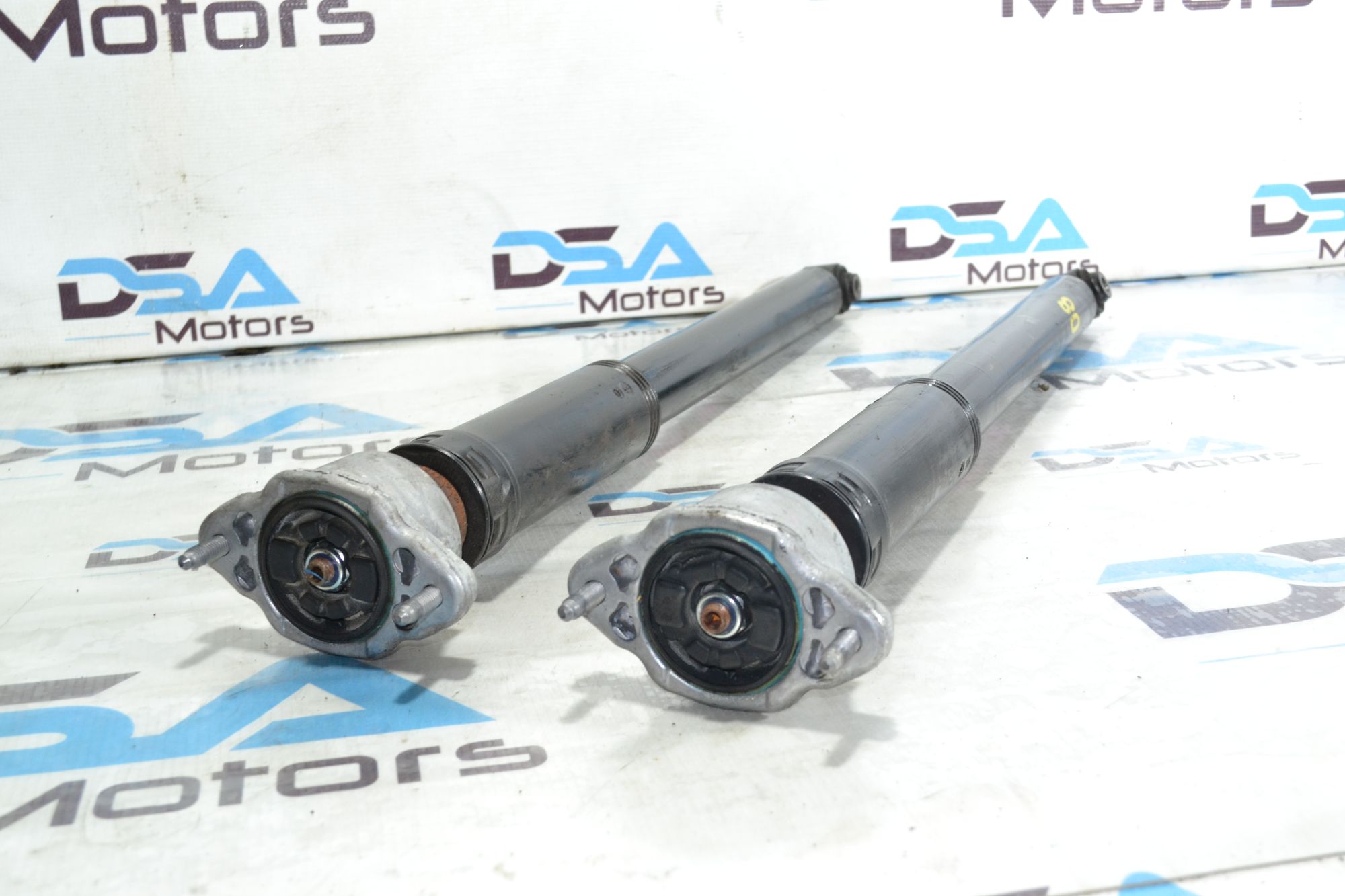 https://ycs.partsauto.market/partsauto-images/thmbs/userImages/b7628e092085f1f91467af1afb6e7630/part/1e2c5cf4-da5e-4025-957c-e7d92e5e2307_1779962723502.jpg