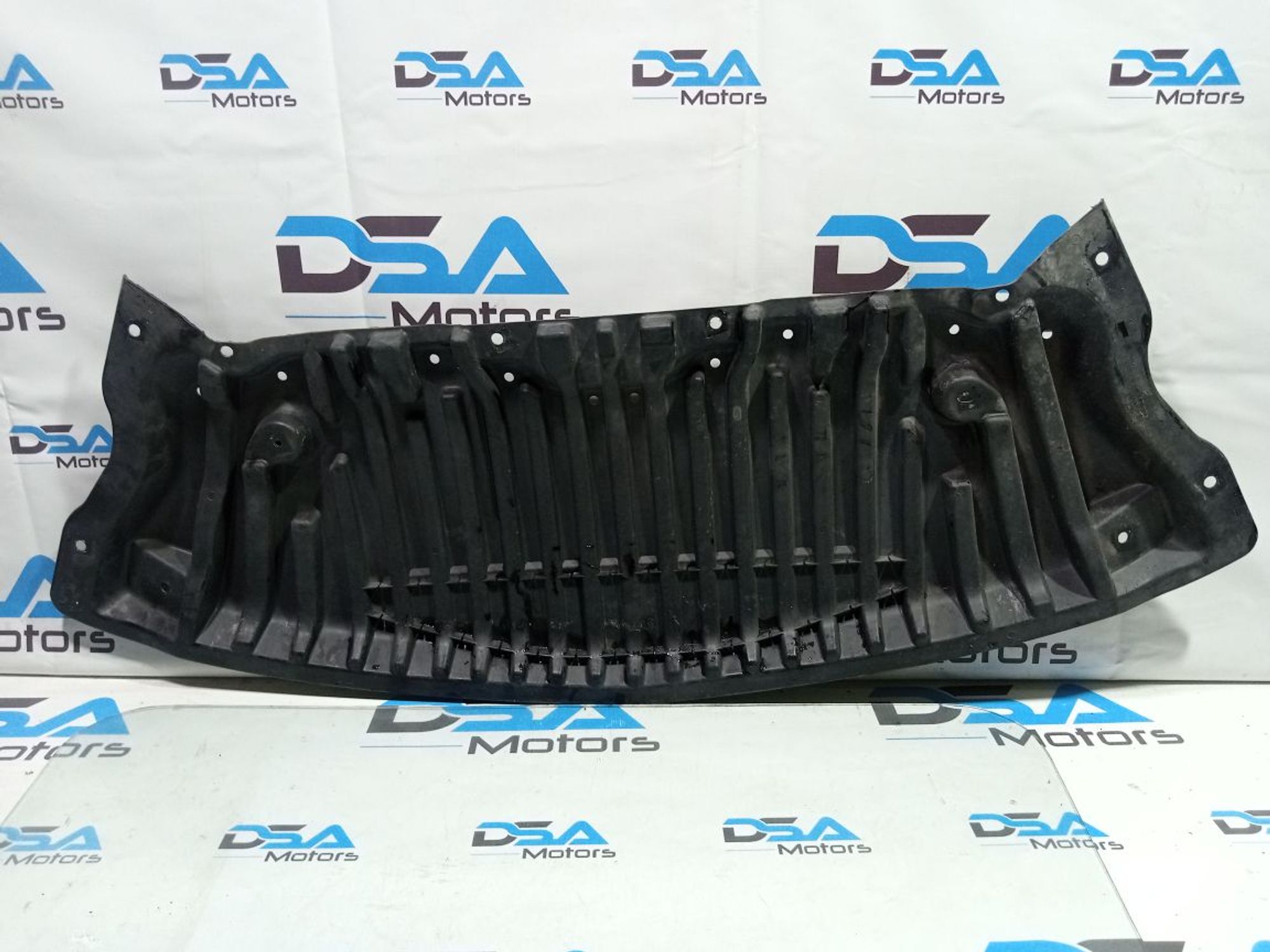 https://ycs.partsauto.market/partsauto-images/thmbs/userImages/b7628e092085f1f91467af1afb6e7630/part/1edfb635-73ba-424e-a5f5-896558f0366b_1748410787672.jpg