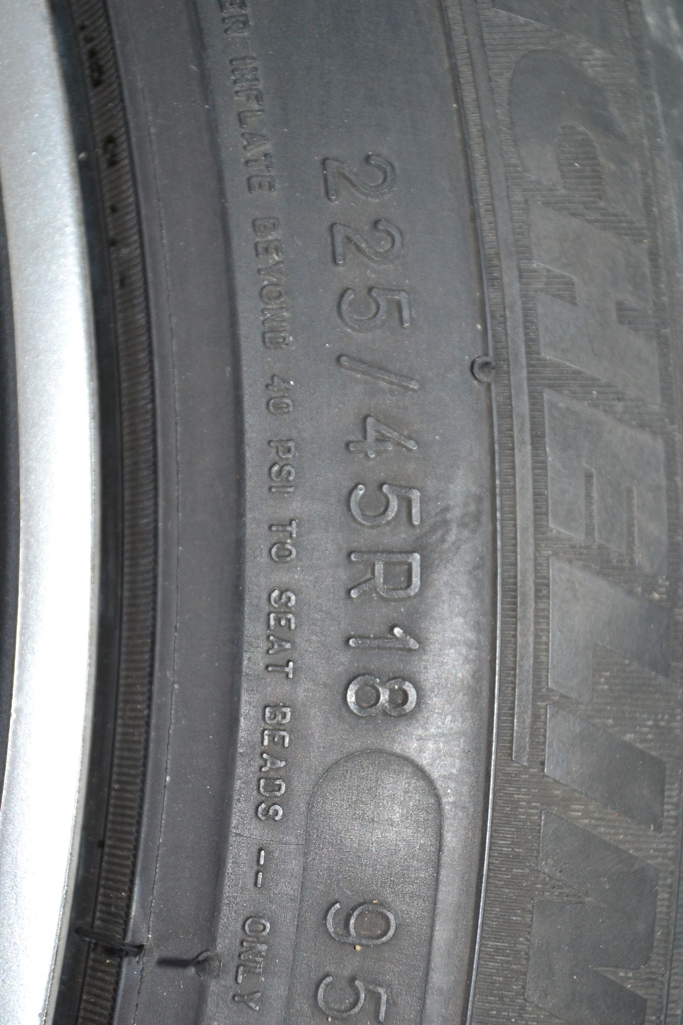 https://ycs.partsauto.market/partsauto-images/thmbs/userImages/b7628e092085f1f91467af1afb6e7630/part/1f0c0d62-51b1-4af4-b0a1-5d2c5601636c_1784615523469.jpg