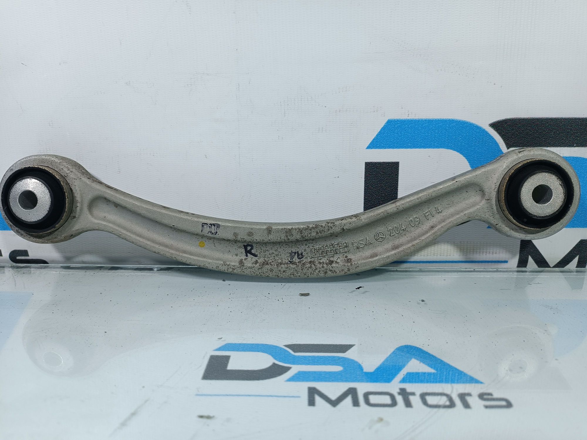 https://ycs.partsauto.market/partsauto-images/thmbs/userImages/b7628e092085f1f91467af1afb6e7630/part/1f54b5b8-e680-4064-a942-08d880b44813_1700592106928.jpg
