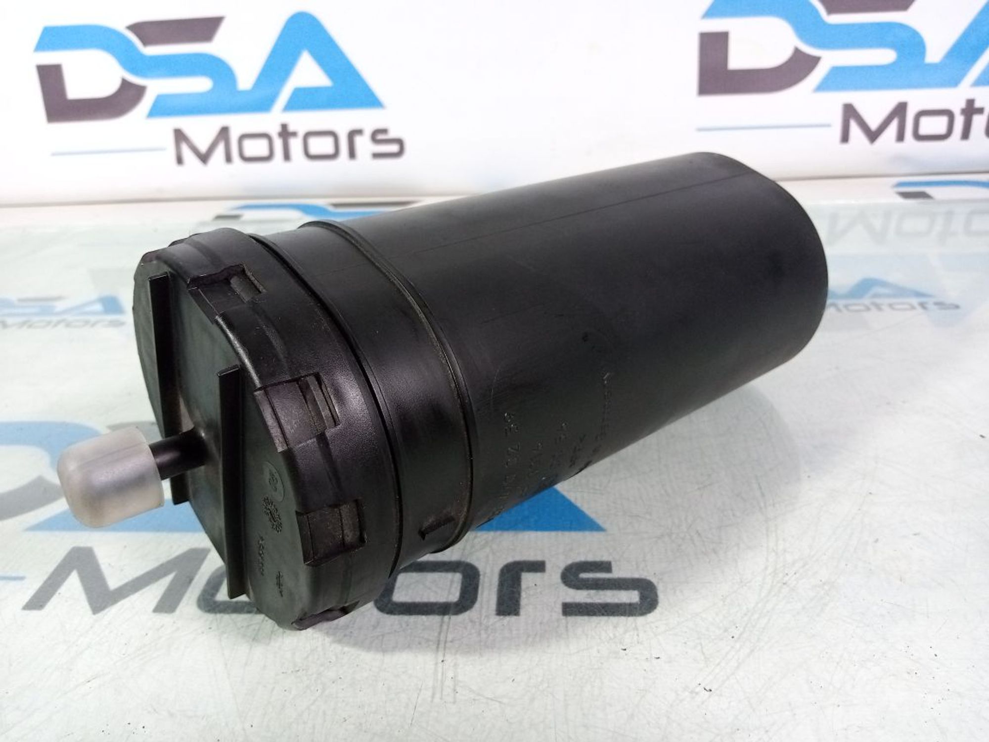 https://ycs.partsauto.market/partsauto-images/thmbs/userImages/b7628e092085f1f91467af1afb6e7630/part/1f8a01b1-2355-4481-b2c6-8c95e516b28f_1743173434940.jpg