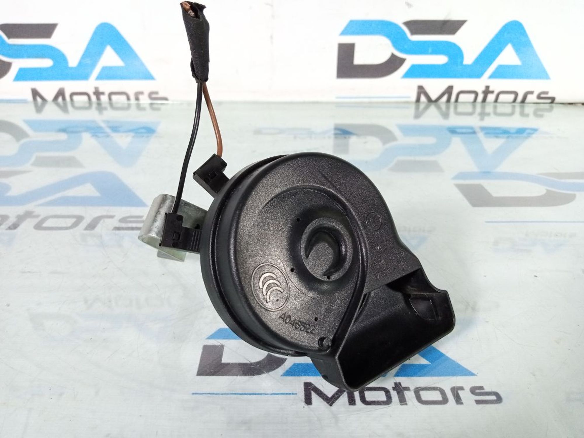 https://ycs.partsauto.market/partsauto-images/thmbs/userImages/b7628e092085f1f91467af1afb6e7630/part/1f90482b-c061-4aea-ac89-2cc6288abe29_1730390196488.jpg