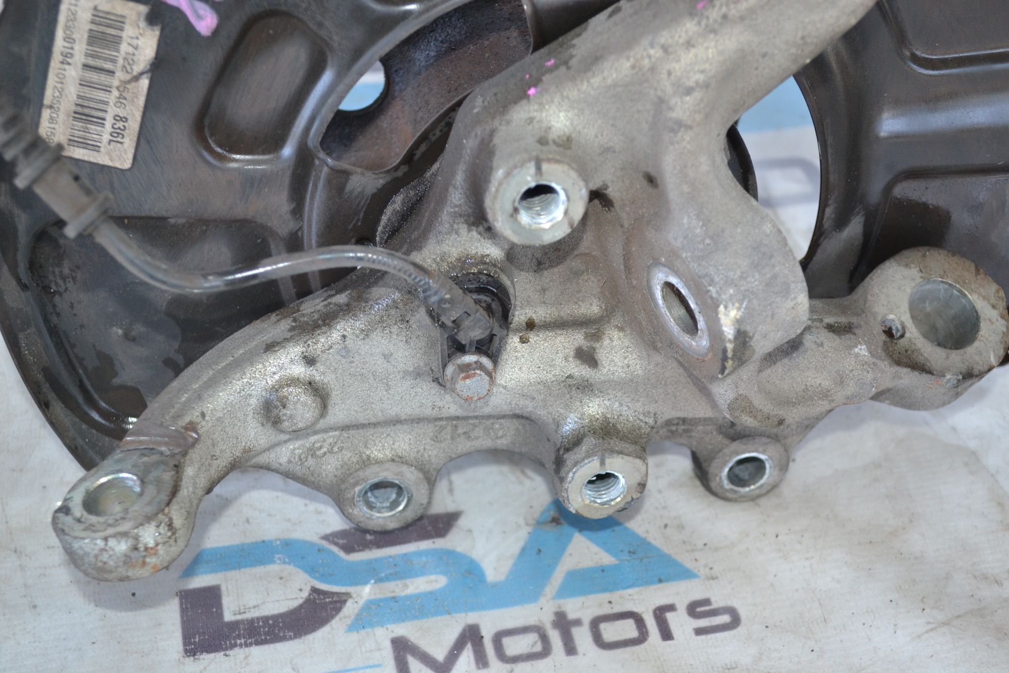 https://ycs.partsauto.market/partsauto-images/thmbs/userImages/b7628e092085f1f91467af1afb6e7630/part/1f9e9cc5-0dc5-482f-8480-7ee980885d77_1785398510248.jpg