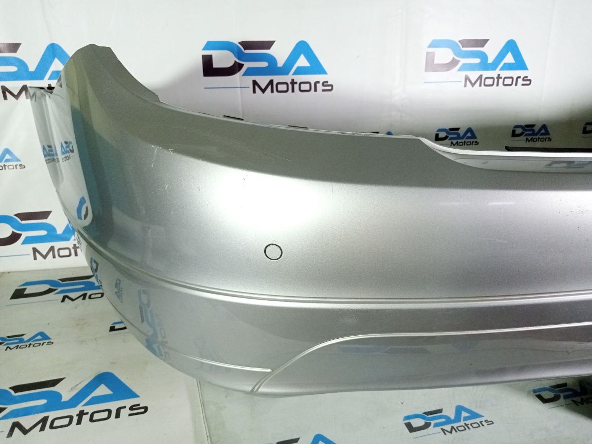 https://ycs.partsauto.market/partsauto-images/thmbs/userImages/b7628e092085f1f91467af1afb6e7630/part/1f9f0ee8-1709-4ffb-95a2-bea39792f56c_1746166441309.jpg