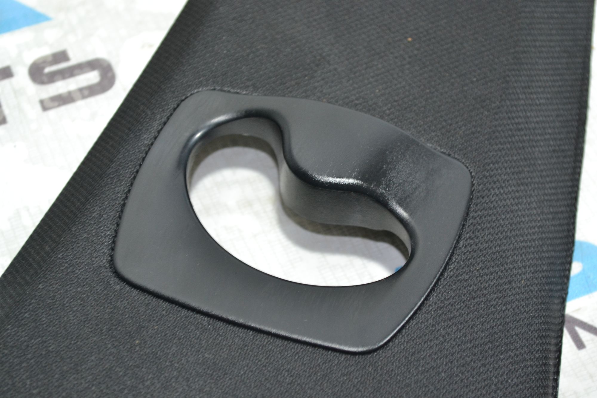 https://ycs.partsauto.market/partsauto-images/thmbs/userImages/b7628e092085f1f91467af1afb6e7630/part/1fa3d221-e145-4f31-8d9c-10c9d2e969bb_1780385113684.jpg