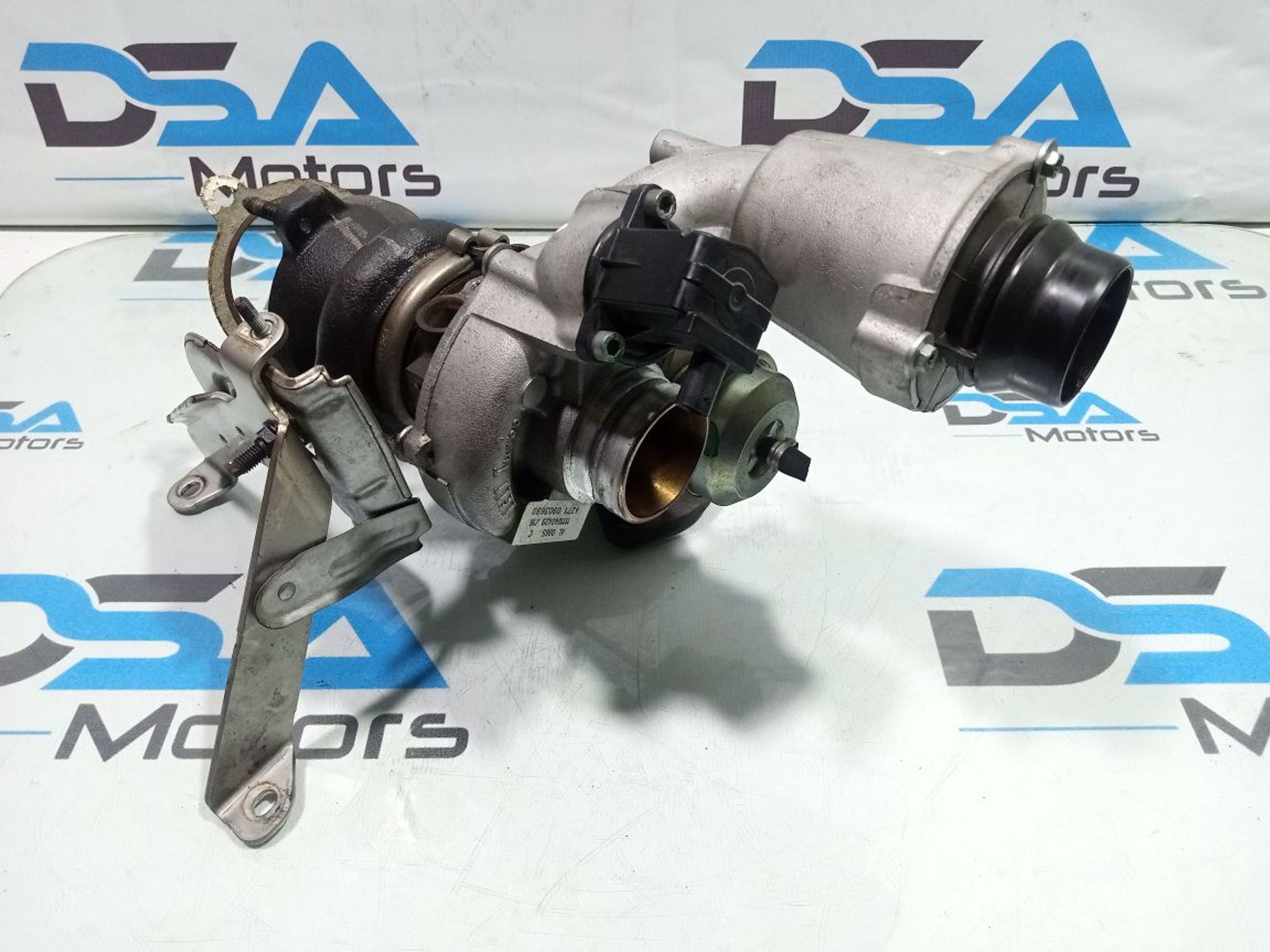 https://ycs.partsauto.market/partsauto-images/thmbs/userImages/b7628e092085f1f91467af1afb6e7630/part/200dcbe0-99e8-4c09-bce1-8a611ea729eb_1747849200392.jpg