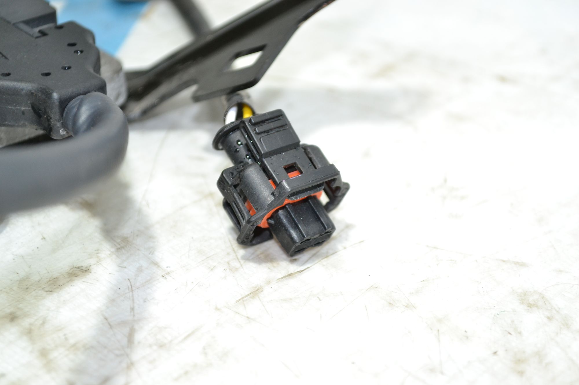 https://ycs.partsauto.market/partsauto-images/thmbs/userImages/b7628e092085f1f91467af1afb6e7630/part/201a8d74-96ad-4909-ac9f-8775a1599b02_1785766586828.jpg