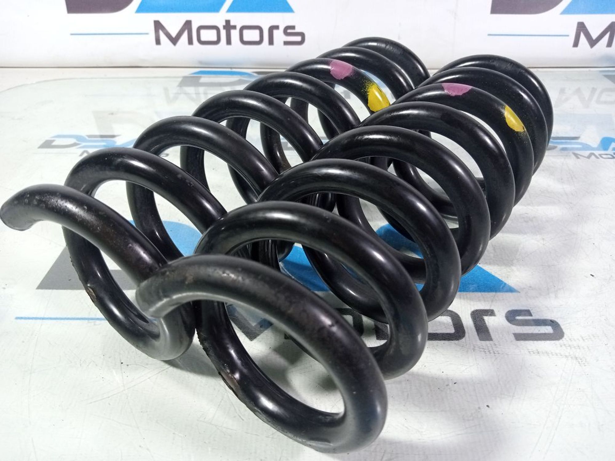 https://ycs.partsauto.market/partsauto-images/thmbs/userImages/b7628e092085f1f91467af1afb6e7630/part/207ace43-f668-48f1-a7bd-1af431e23409_1743088179270.jpg