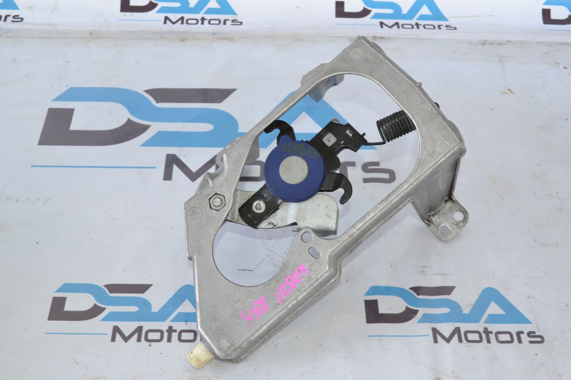 https://ycs.partsauto.market/partsauto-images/thmbs/userImages/b7628e092085f1f91467af1afb6e7630/part/20a1ea65-7ba3-4af2-9ad4-888e7d5f8a77_1781527106939.jpg