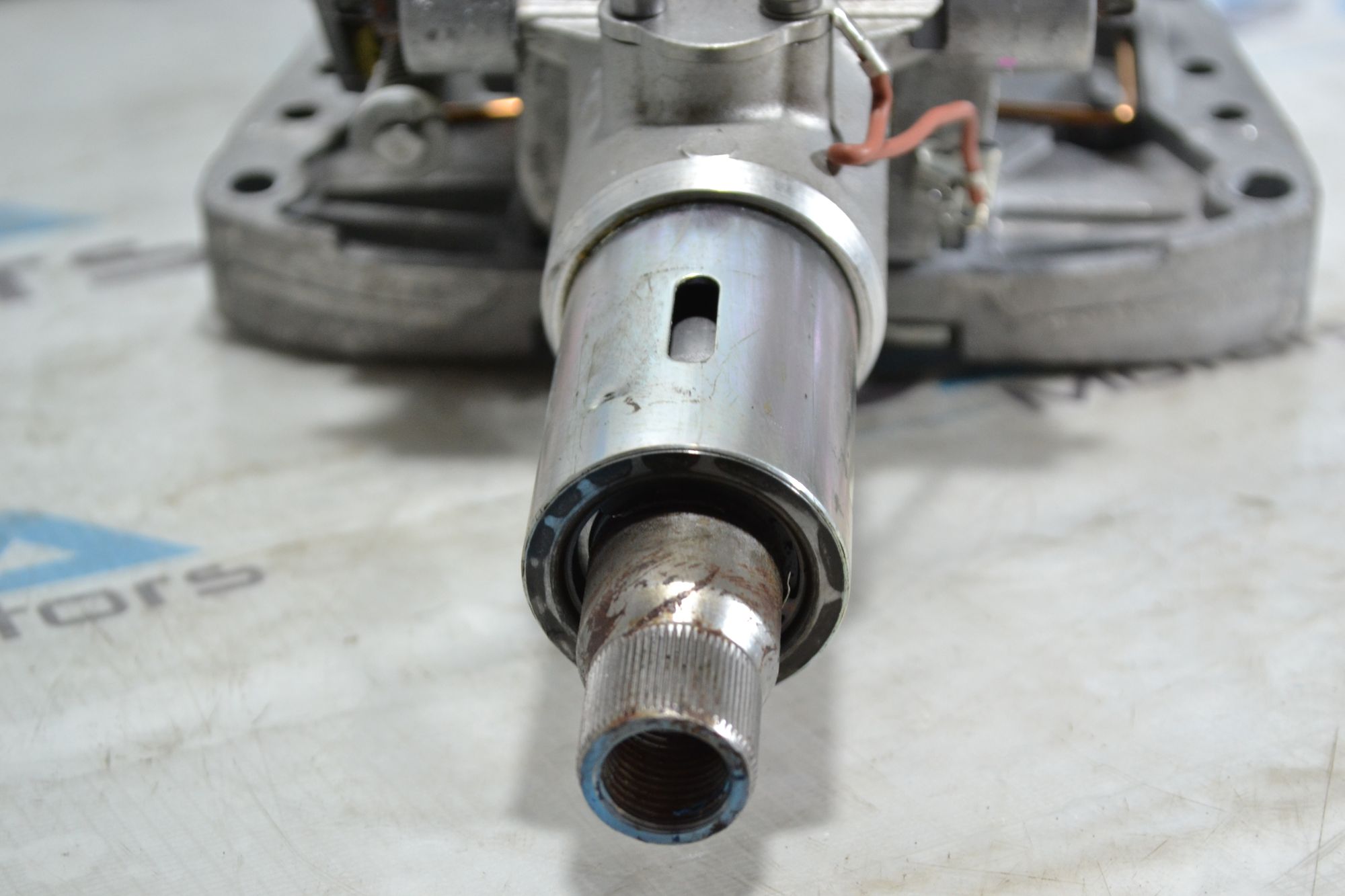 https://ycs.partsauto.market/partsauto-images/thmbs/userImages/b7628e092085f1f91467af1afb6e7630/part/20a5a491-efd4-4aa6-92a5-adaac48a4540_1780903978243.jpg
