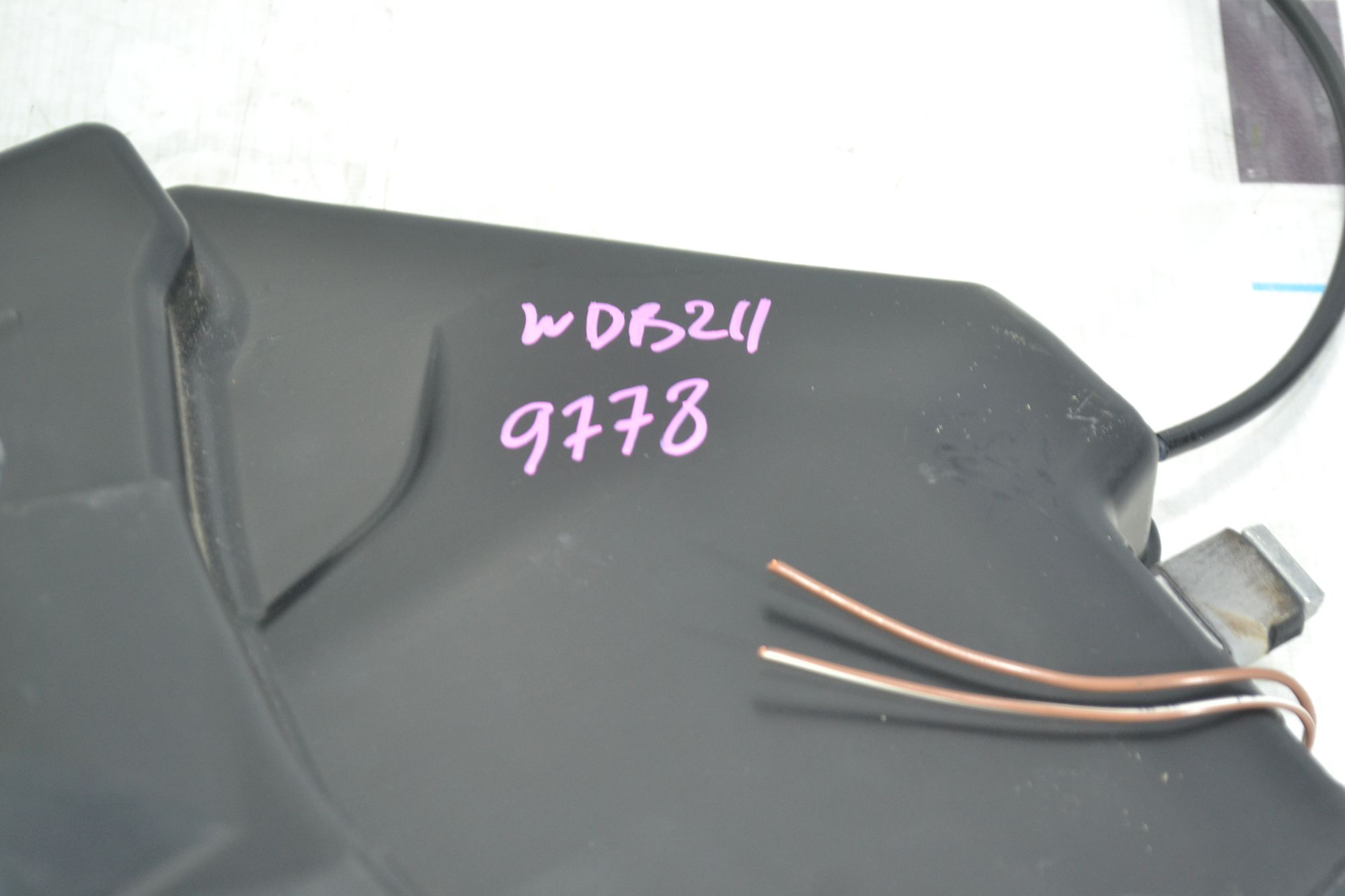 https://ycs.partsauto.market/partsauto-images/thmbs/userImages/b7628e092085f1f91467af1afb6e7630/part/2106804a-897f-439a-be20-6c2725cd5b7a_1781170048751.jpg