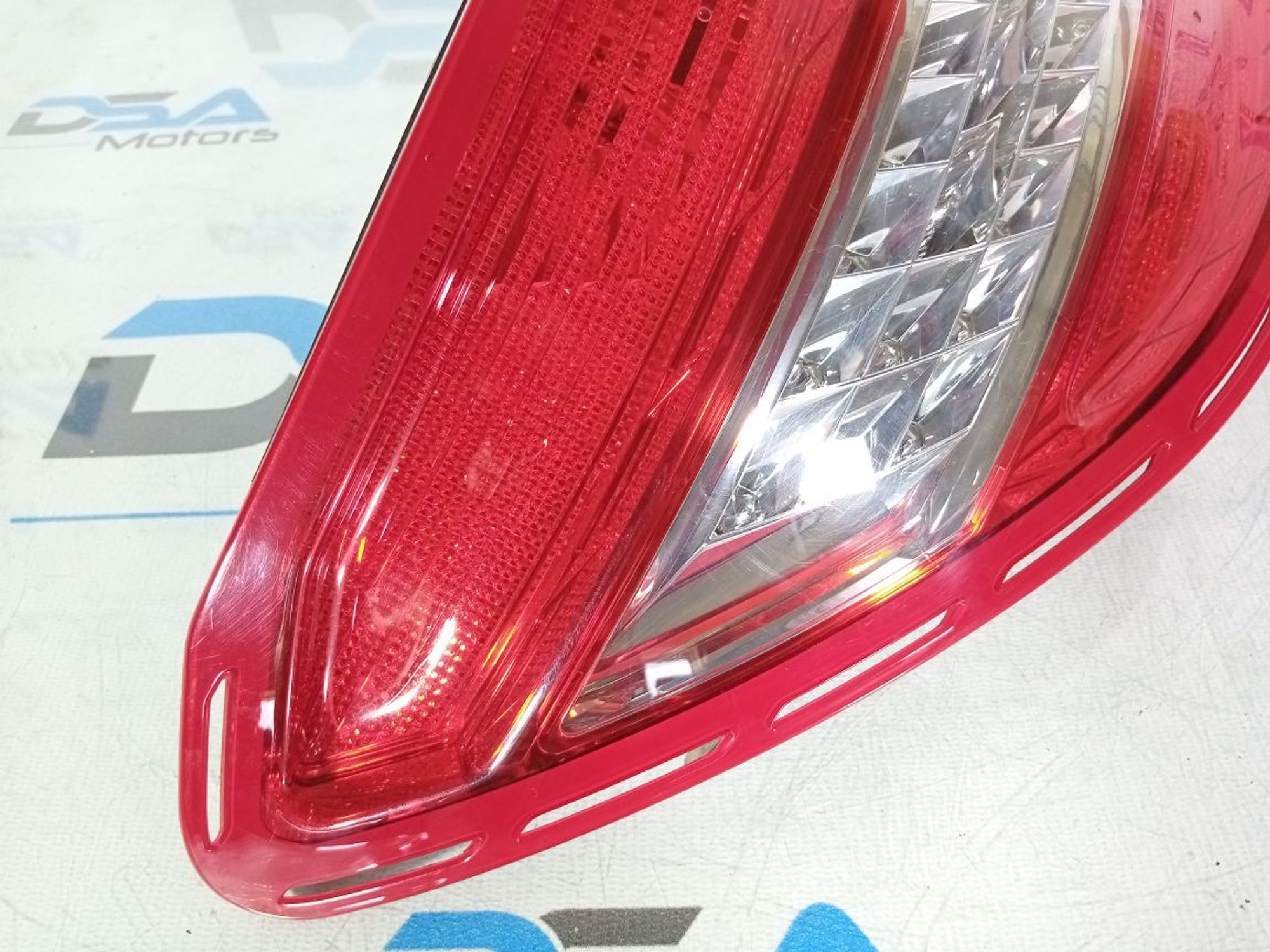 https://ycs.partsauto.market/partsauto-images/thmbs/userImages/b7628e092085f1f91467af1afb6e7630/part/215cbc1b-5870-4bf5-9b4b-e7f14ada2c9b_1745406518327.jpg