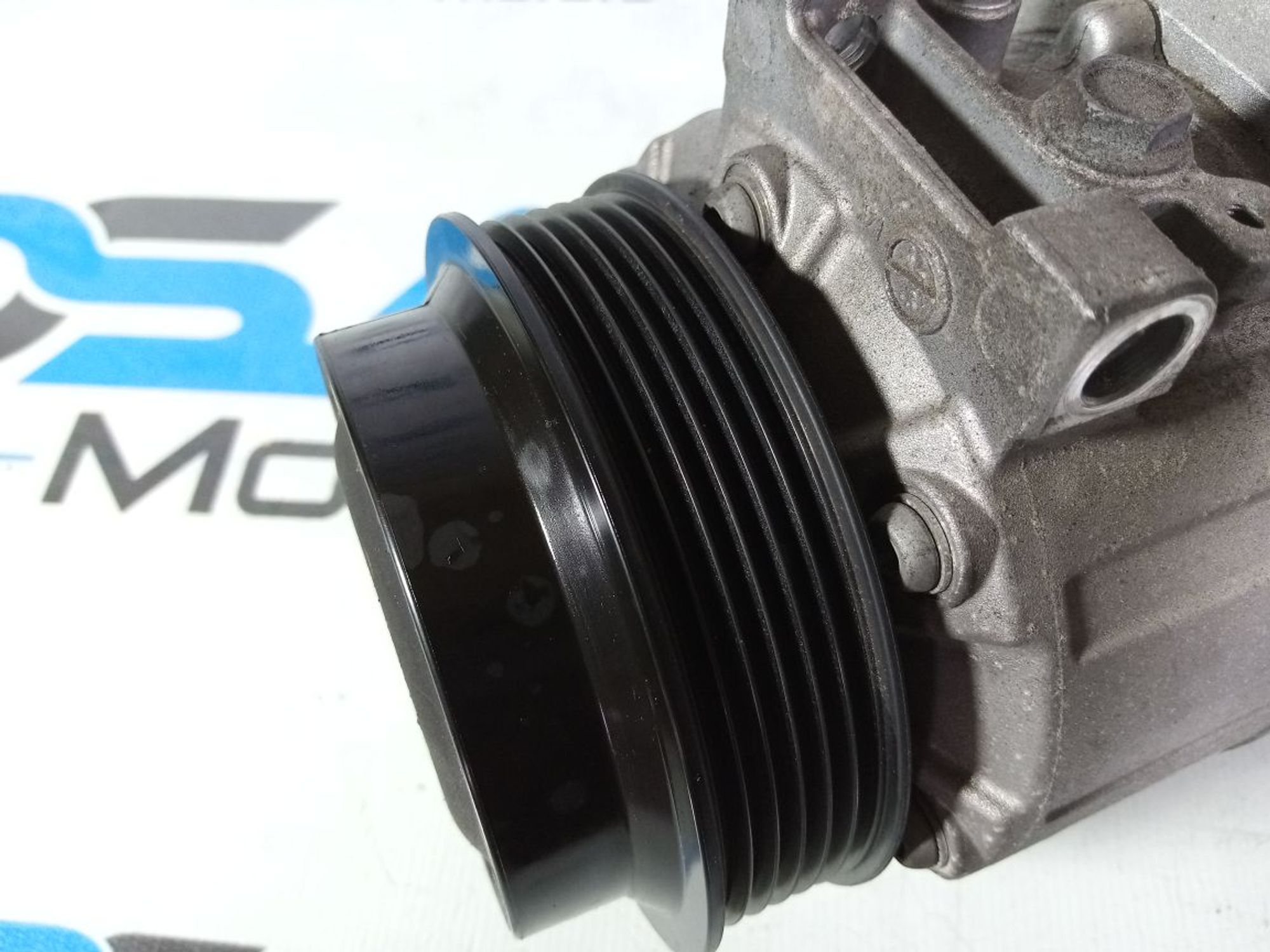 https://ycs.partsauto.market/partsauto-images/thmbs/userImages/b7628e092085f1f91467af1afb6e7630/part/2199e156-4c4b-43e9-9fb9-2c47cc43be94_1741079460793.jpg