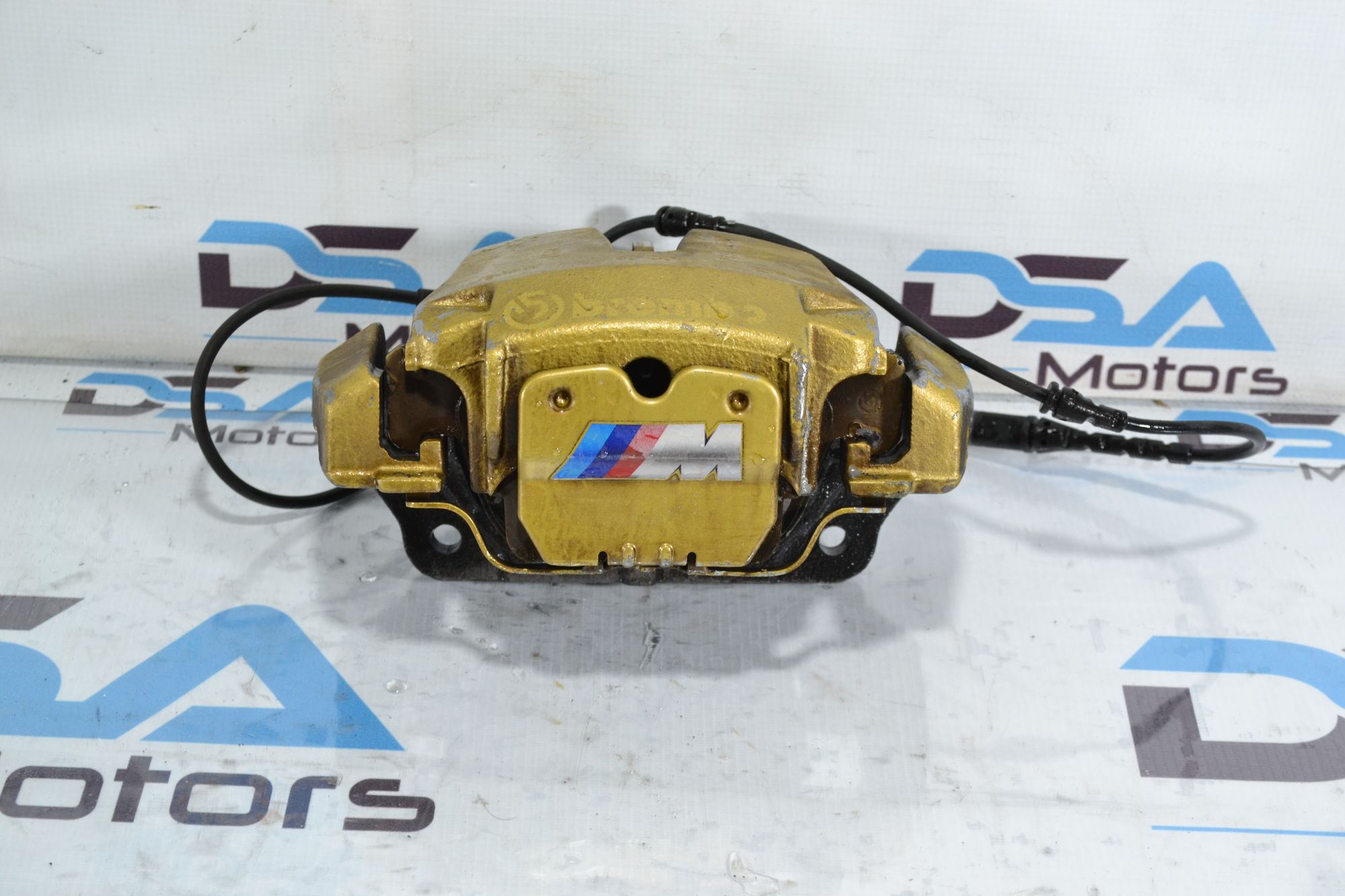 https://ycs.partsauto.market/partsauto-images/thmbs/userImages/b7628e092085f1f91467af1afb6e7630/part/21b8e97d-1226-4993-a43d-7df0eeb5ea87_1778071931714.jpg