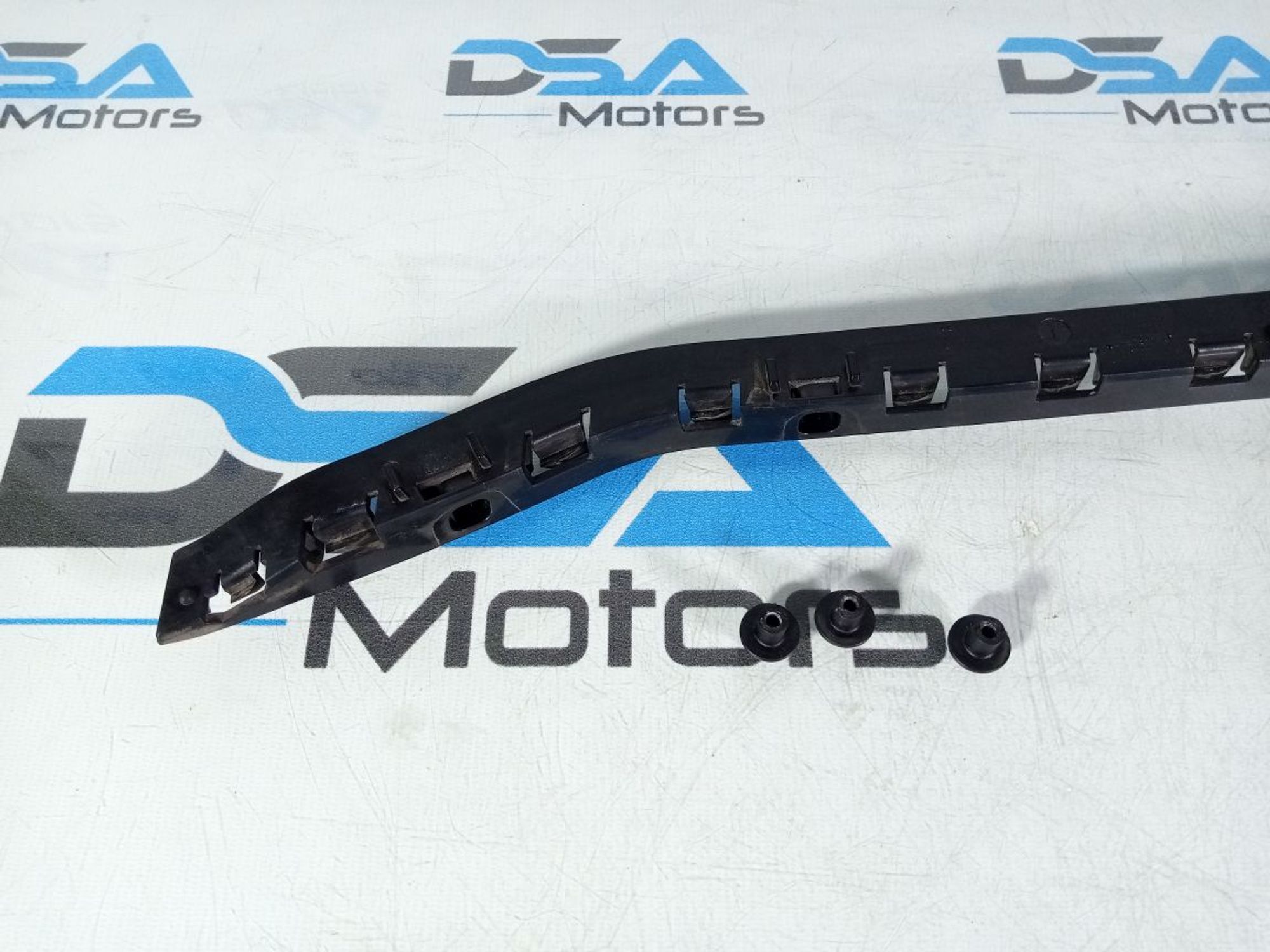 https://ycs.partsauto.market/partsauto-images/thmbs/userImages/b7628e092085f1f91467af1afb6e7630/part/21d0365a-75f1-4c39-832e-7f8f89798818_1747212450782.jpg