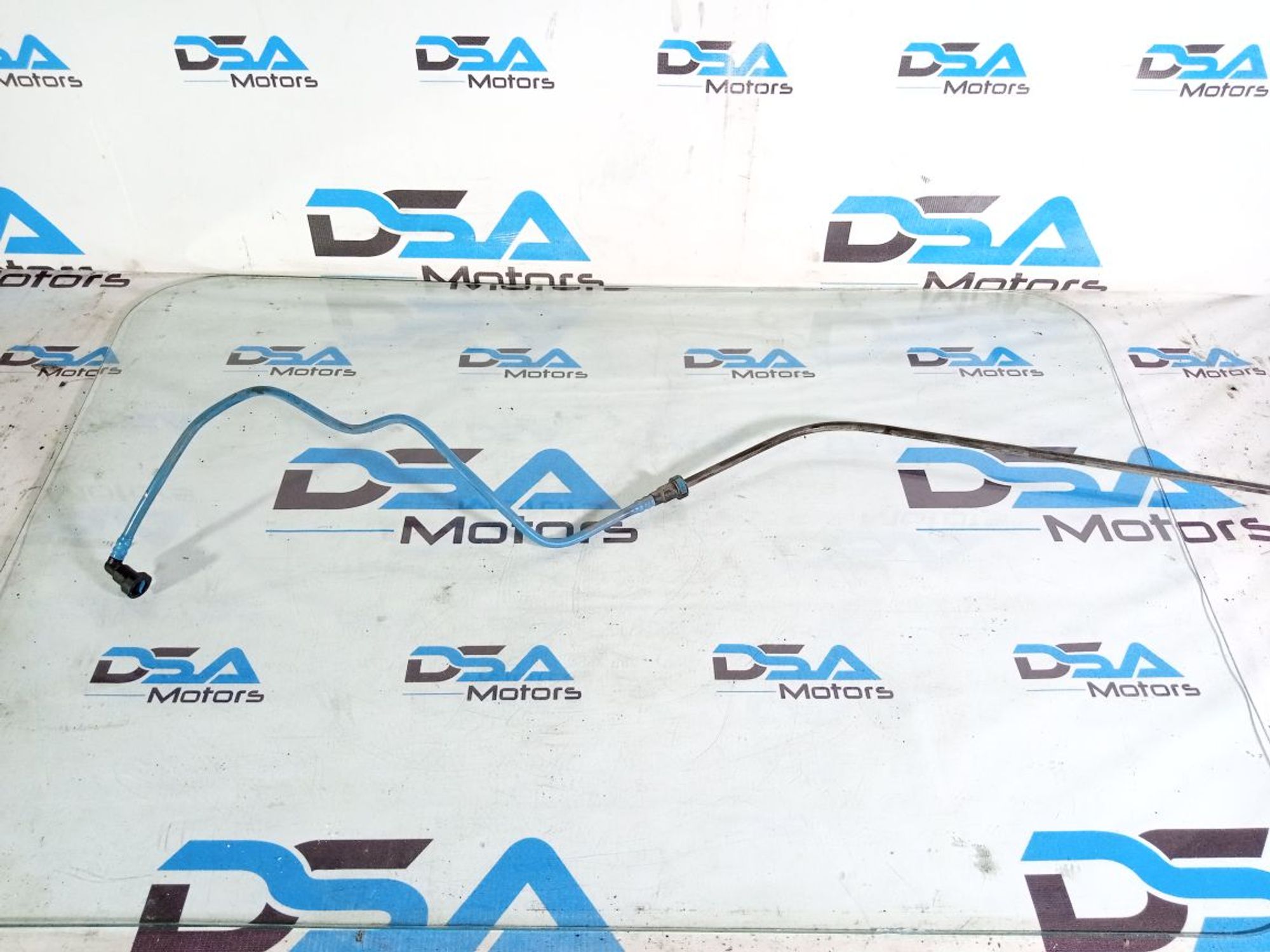https://ycs.partsauto.market/partsauto-images/thmbs/userImages/b7628e092085f1f91467af1afb6e7630/part/22783239-b019-4805-be69-deb4e3b2562a_1736945874700.jpg
