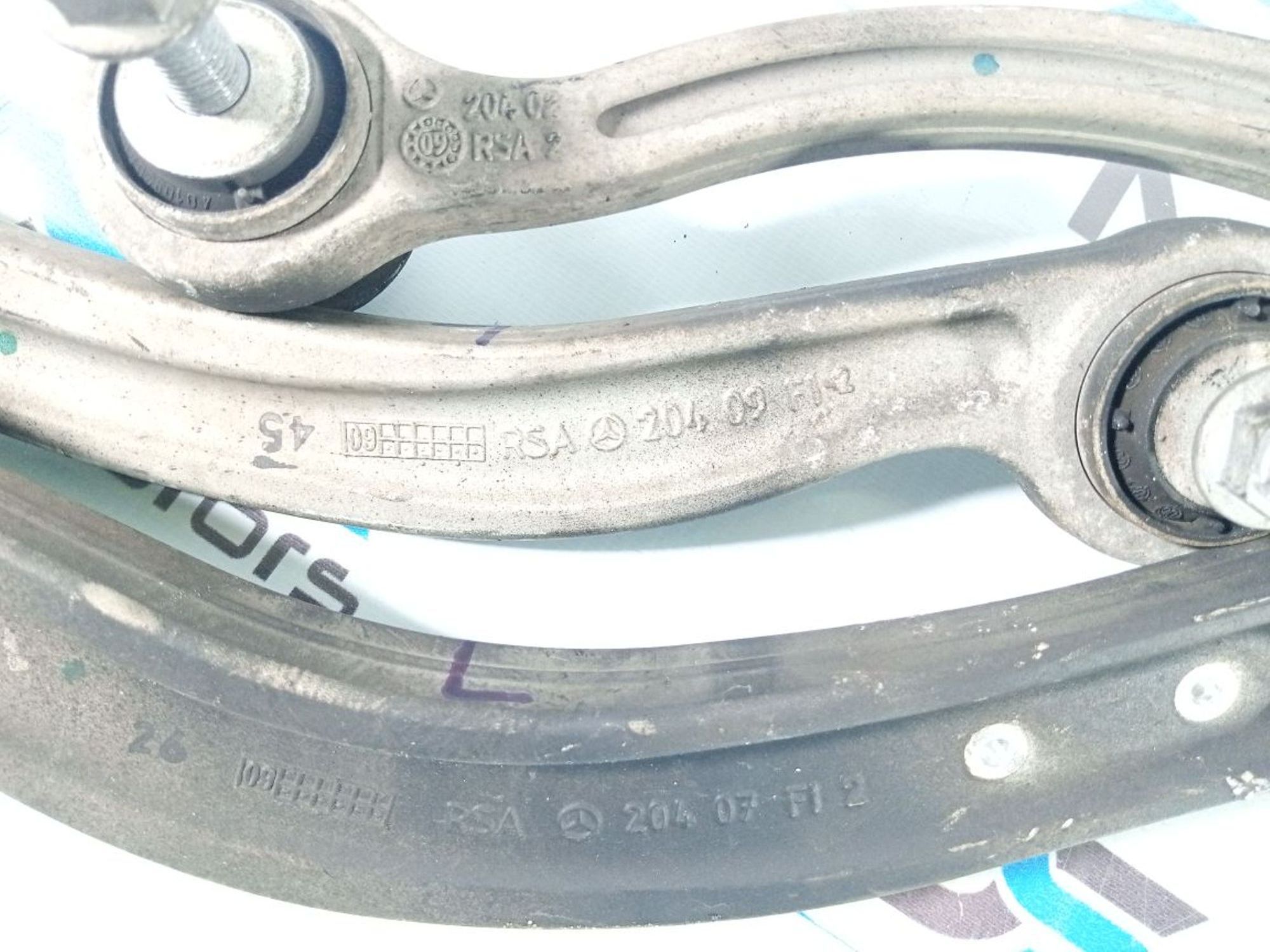 https://ycs.partsauto.market/partsauto-images/thmbs/userImages/b7628e092085f1f91467af1afb6e7630/part/2280b0ed-f220-4b70-b6cc-6d5c94160e6d_1721741460368.jpg