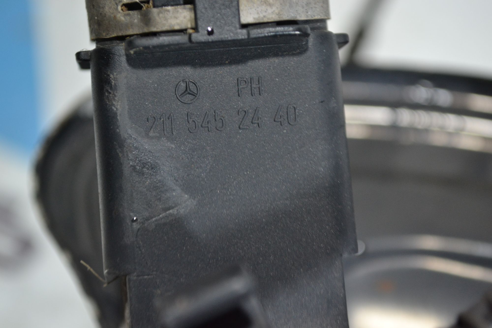 https://ycs.partsauto.market/partsauto-images/thmbs/userImages/b7628e092085f1f91467af1afb6e7630/part/22c6bda1-18ee-430c-8045-57b4bbadaf1b_1779790681986.jpg