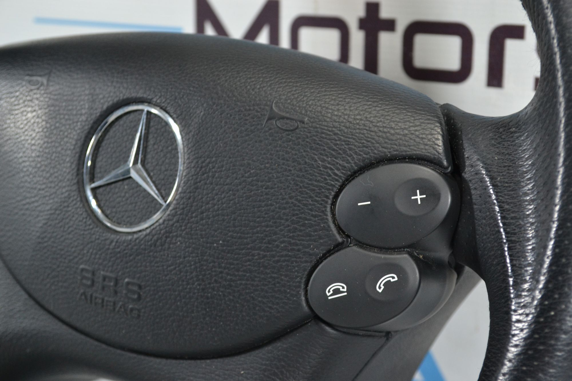 https://ycs.partsauto.market/partsauto-images/thmbs/userImages/b7628e092085f1f91467af1afb6e7630/part/22e64683-9972-4632-b5e1-9ece2c1820df_1777441727149.jpg