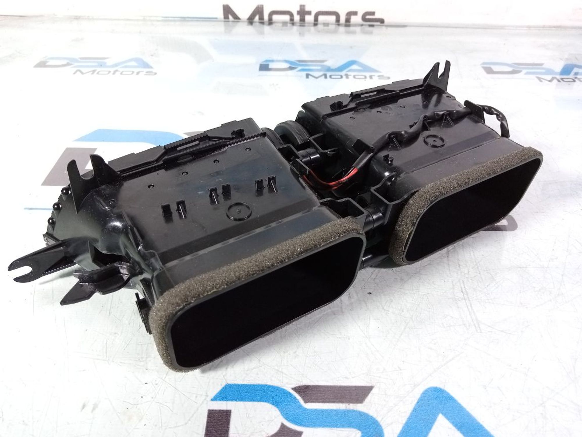 https://ycs.partsauto.market/partsauto-images/thmbs/userImages/b7628e092085f1f91467af1afb6e7630/part/23664569-1052-454f-889d-5b43d96134c2_1737113340255.jpg
