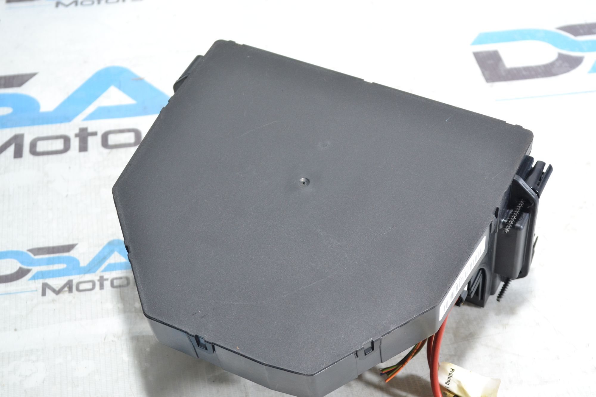 https://ycs.partsauto.market/partsauto-images/thmbs/userImages/b7628e092085f1f91467af1afb6e7630/part/2372731f-377f-4281-8a66-5fe43f64ad60_1780557043052.jpg