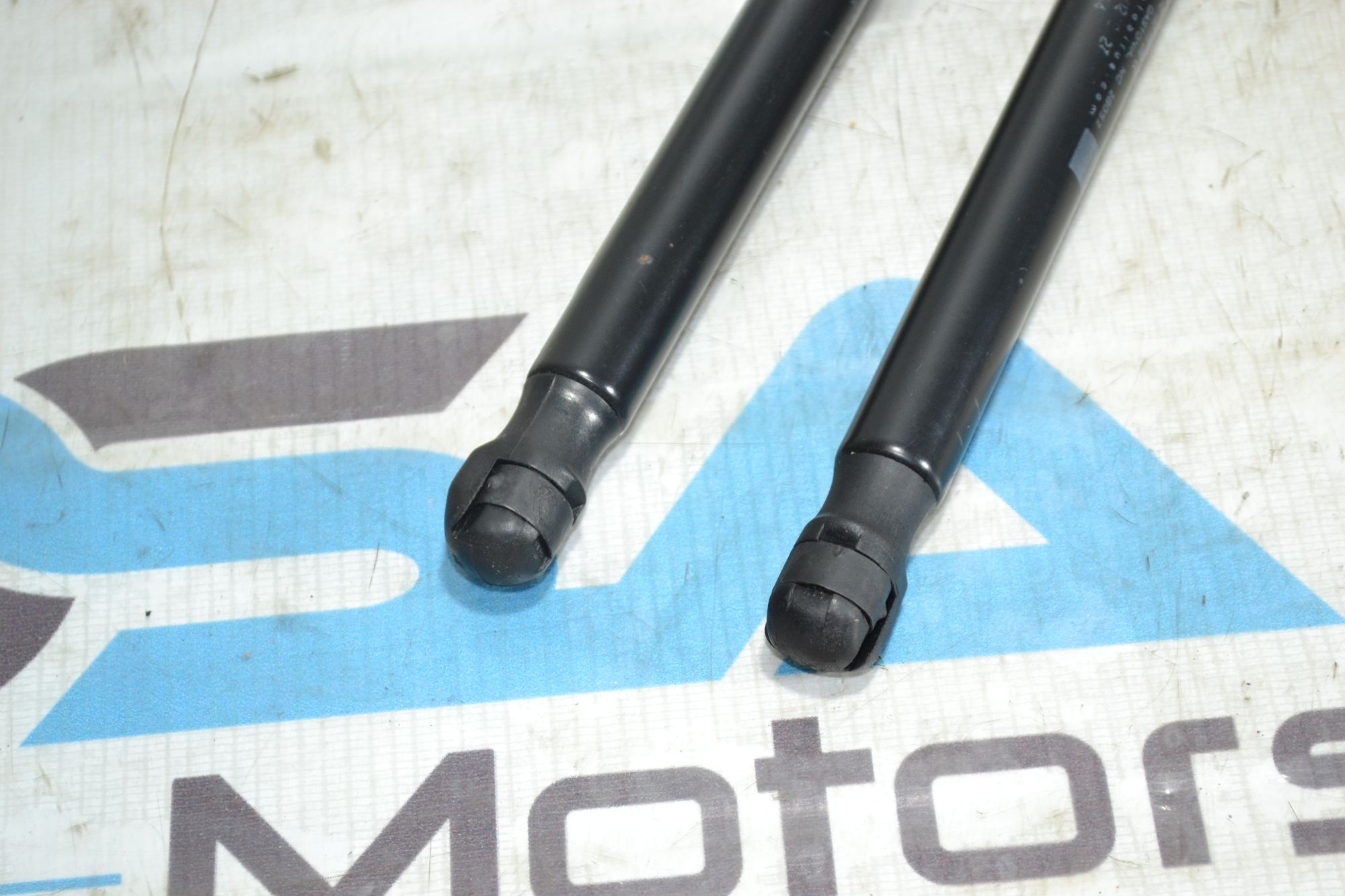https://ycs.partsauto.market/partsauto-images/thmbs/userImages/b7628e092085f1f91467af1afb6e7630/part/23ebde85-5a4c-461c-8071-af06ee42d8a5_1785245864637.jpg